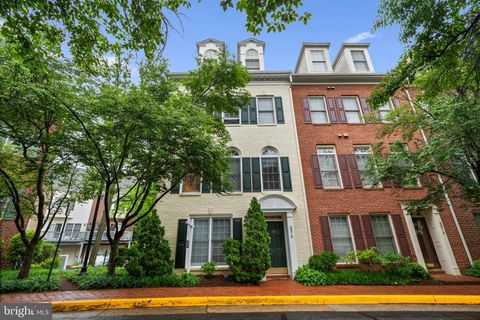 8878 ASHGROVE HOUSE LANE VIENNA VA 22182