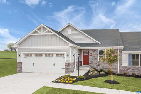 Townhouse For Sale - 405D Lazy Branch Ln<br/> KESWICK, VA 22947