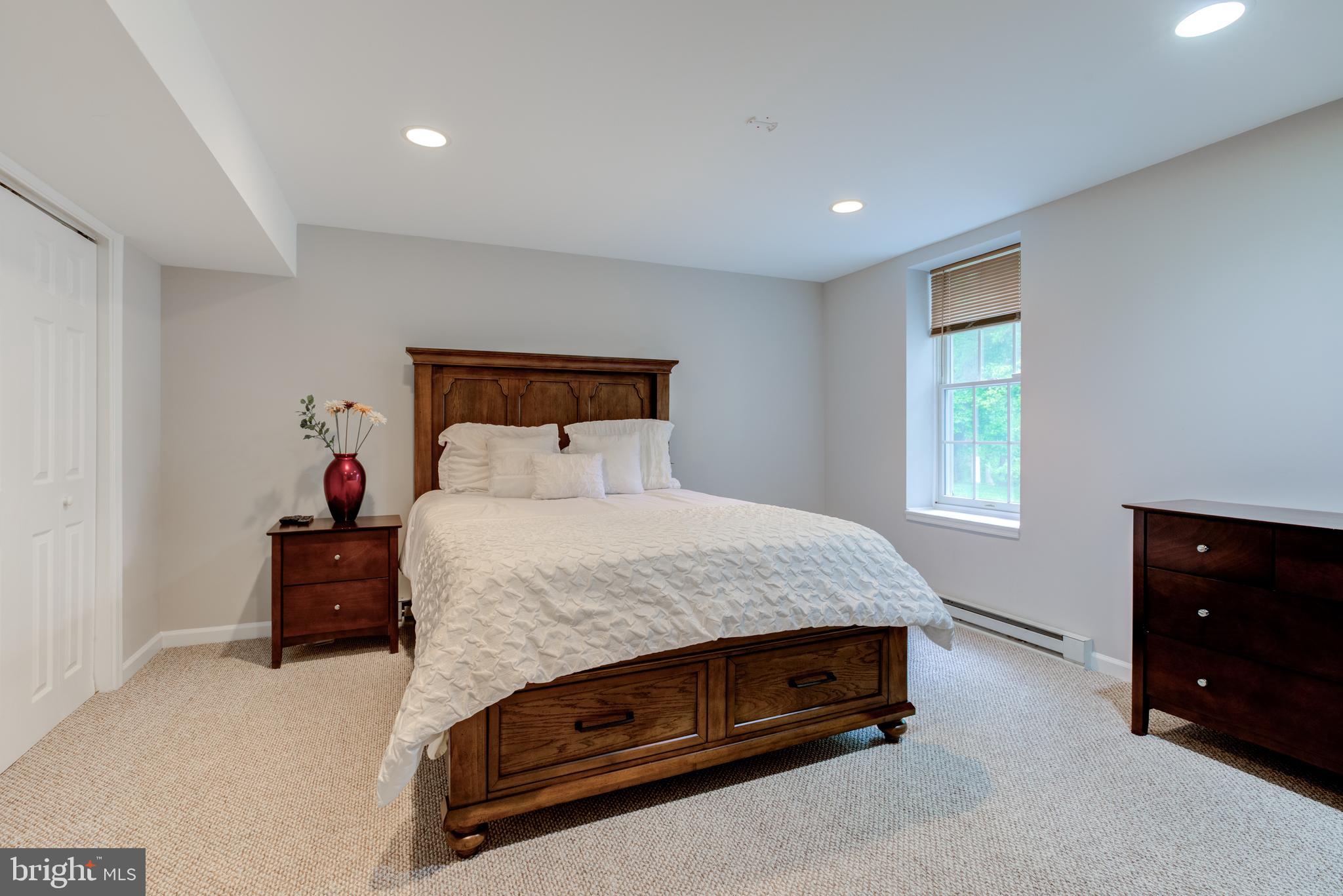 THE RESERVE - Residential