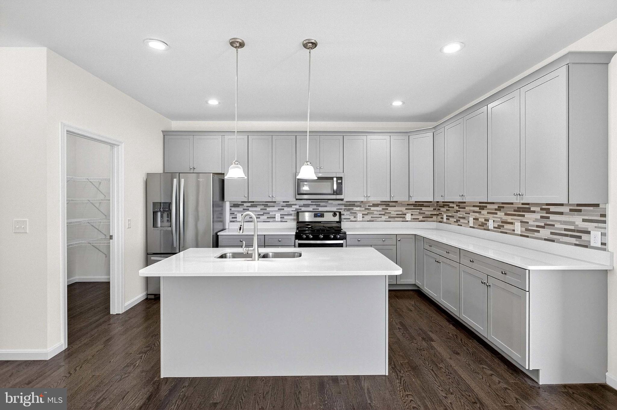 BARRETT FARM - Residential