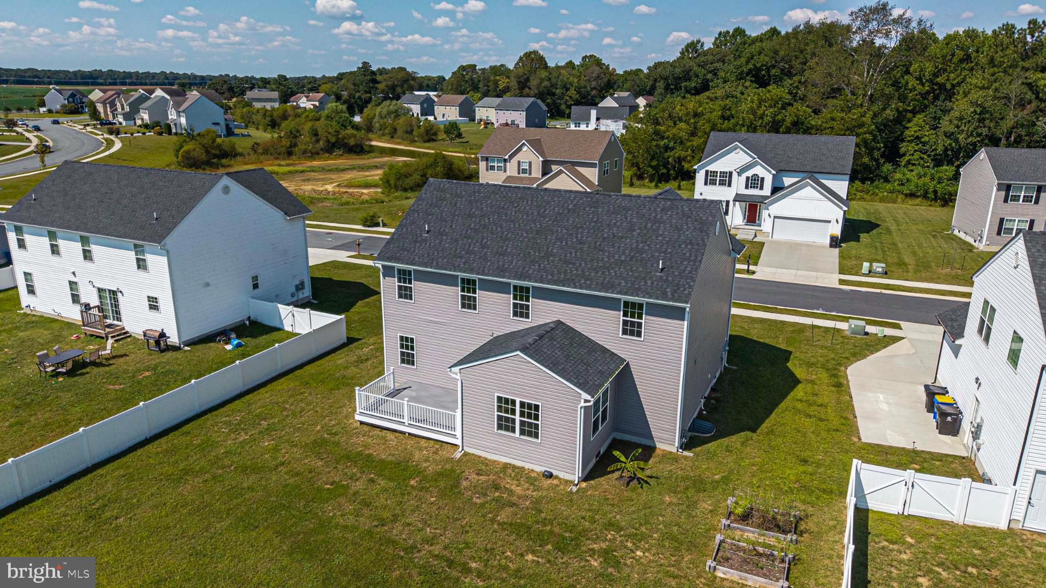 BARRETT FARM - Residential