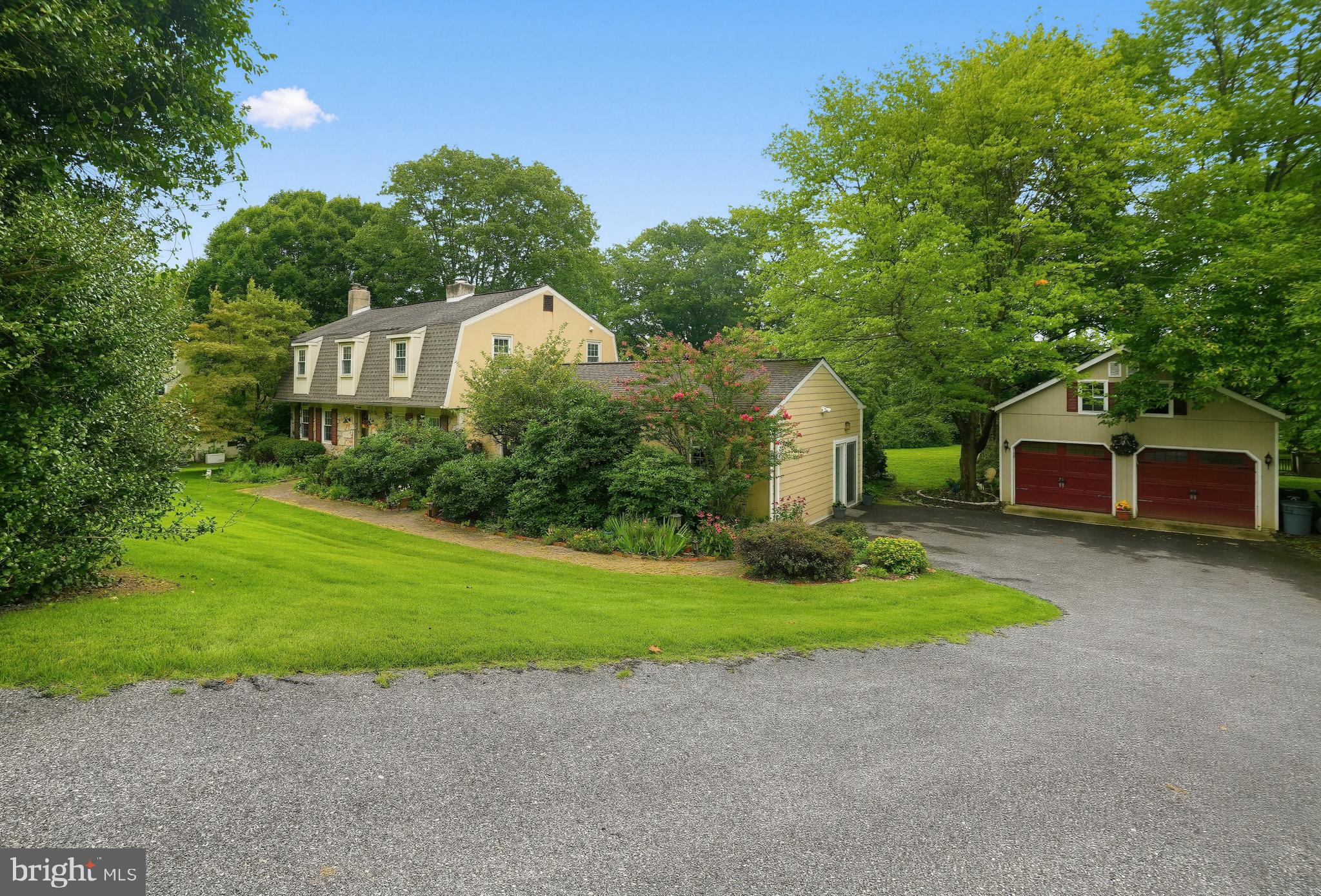 912 WARRIOR ROAD
