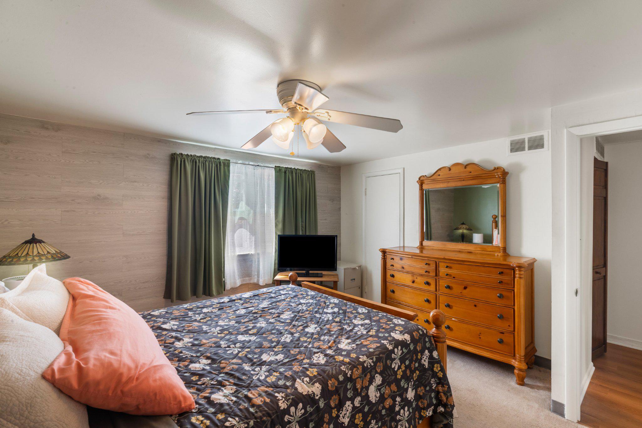 HUNTSMOOR - Residential