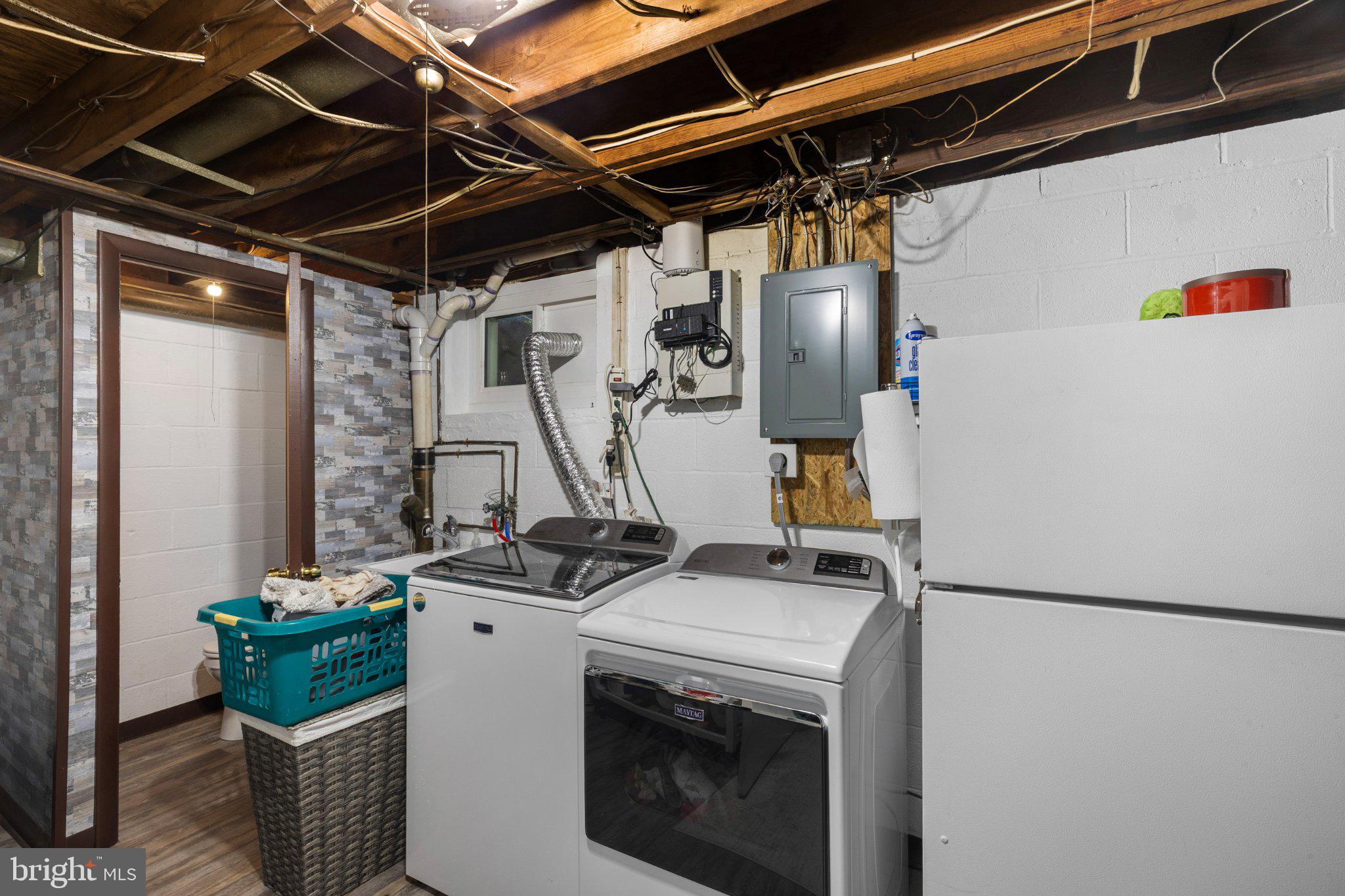 HUNTSMOOR - Residential