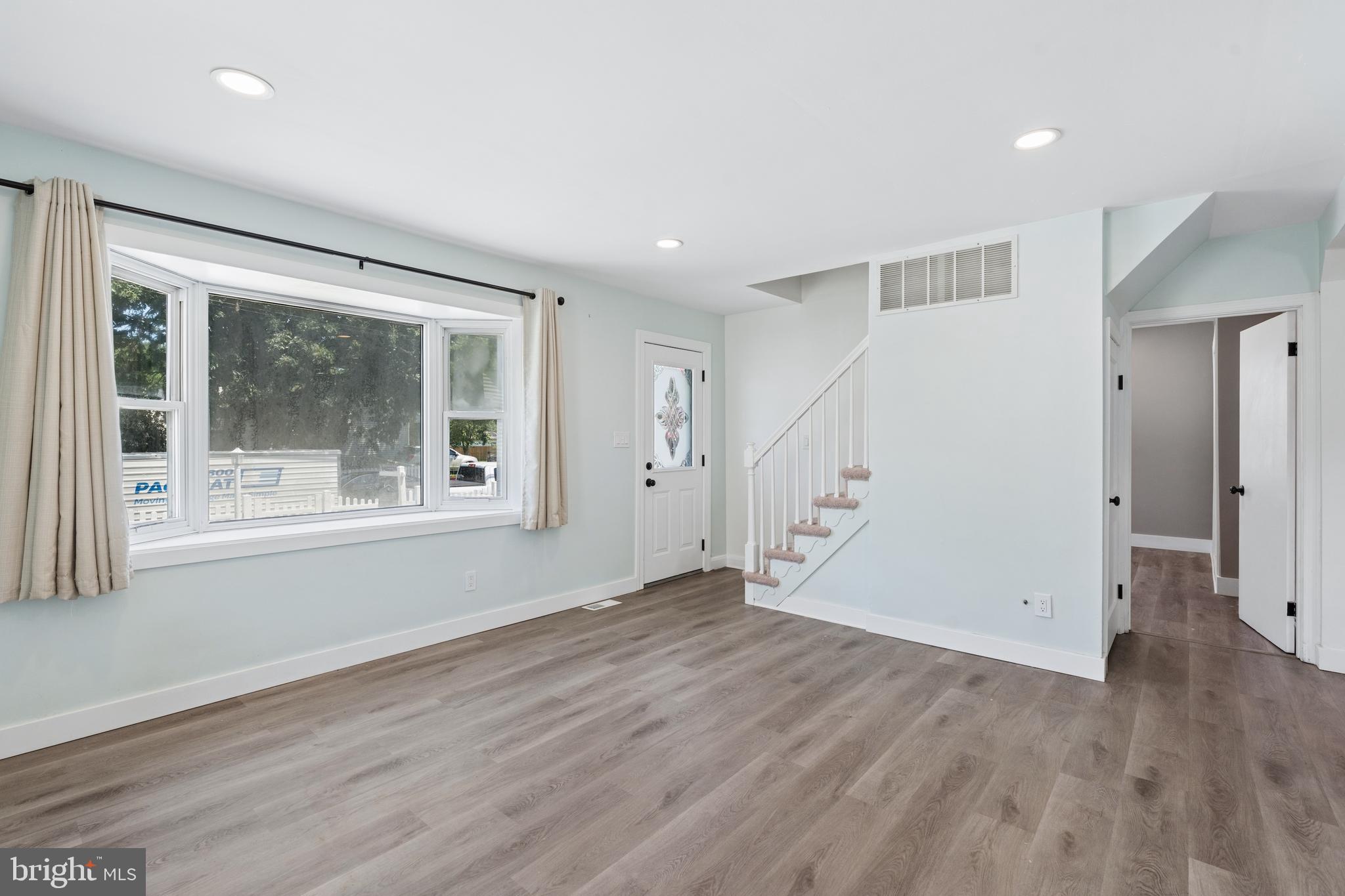 312 MAPLE AVENUE