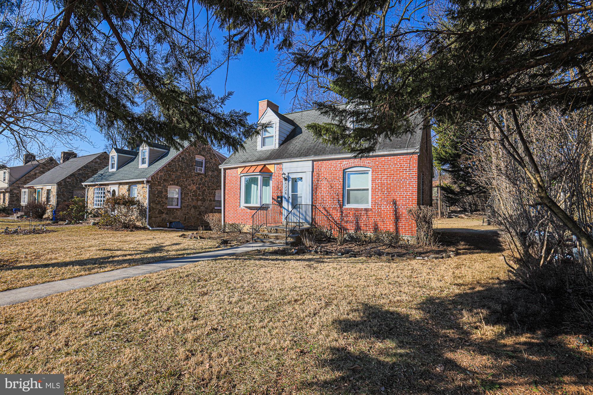 6226 WOODCREST AVENUE