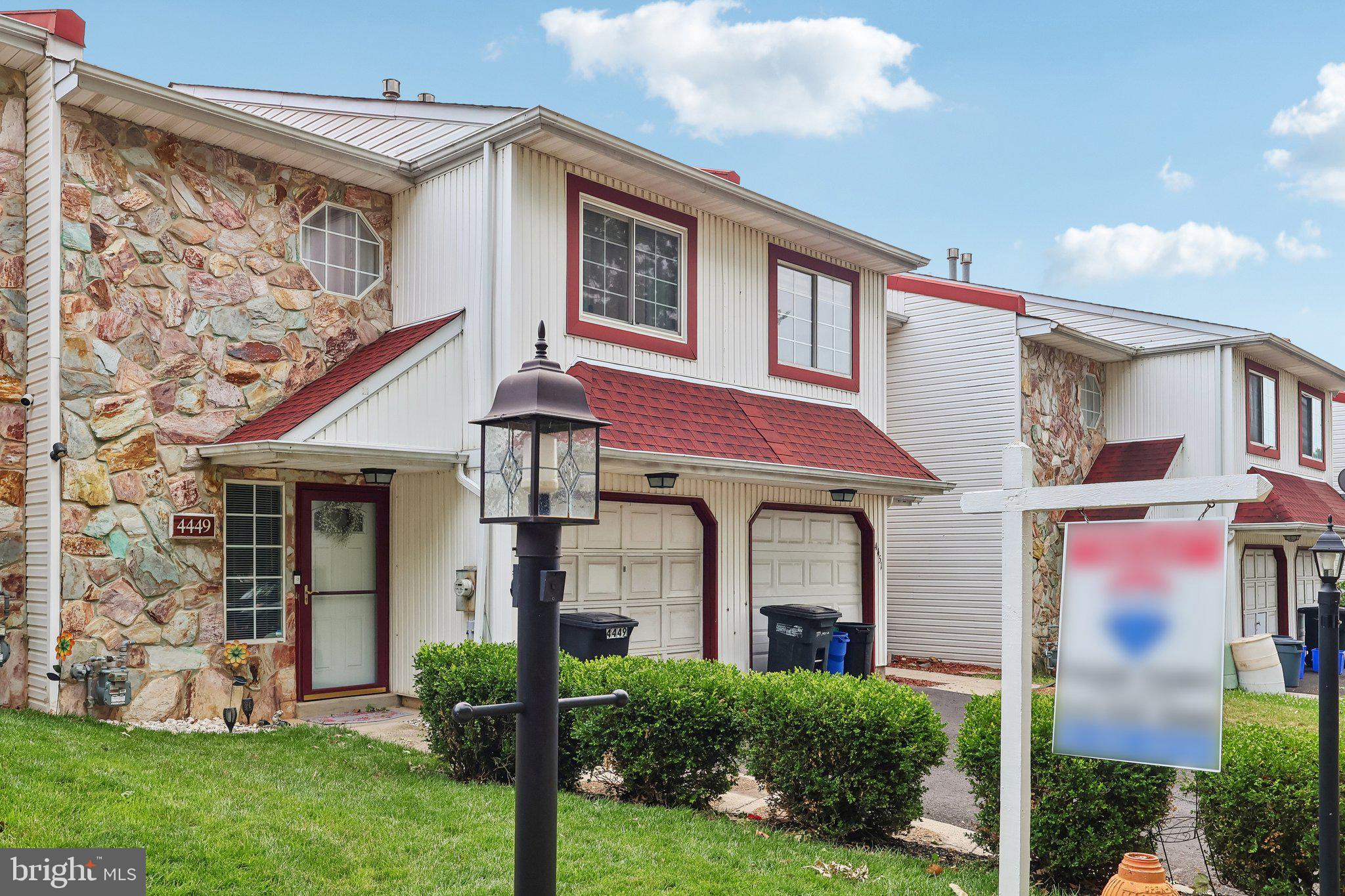 4449 ERNIE DAVIS CIRCLE