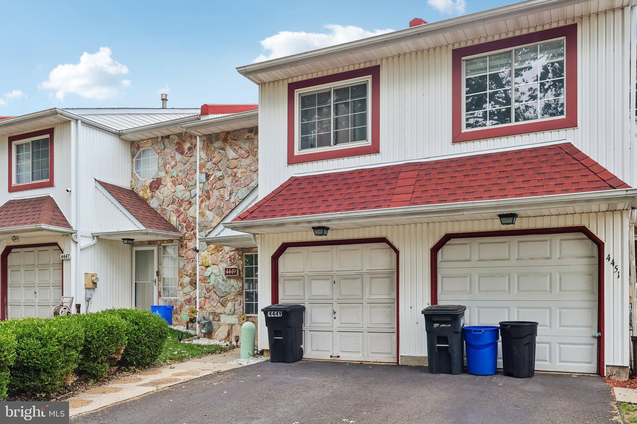4449 ERNIE DAVIS CIRCLE