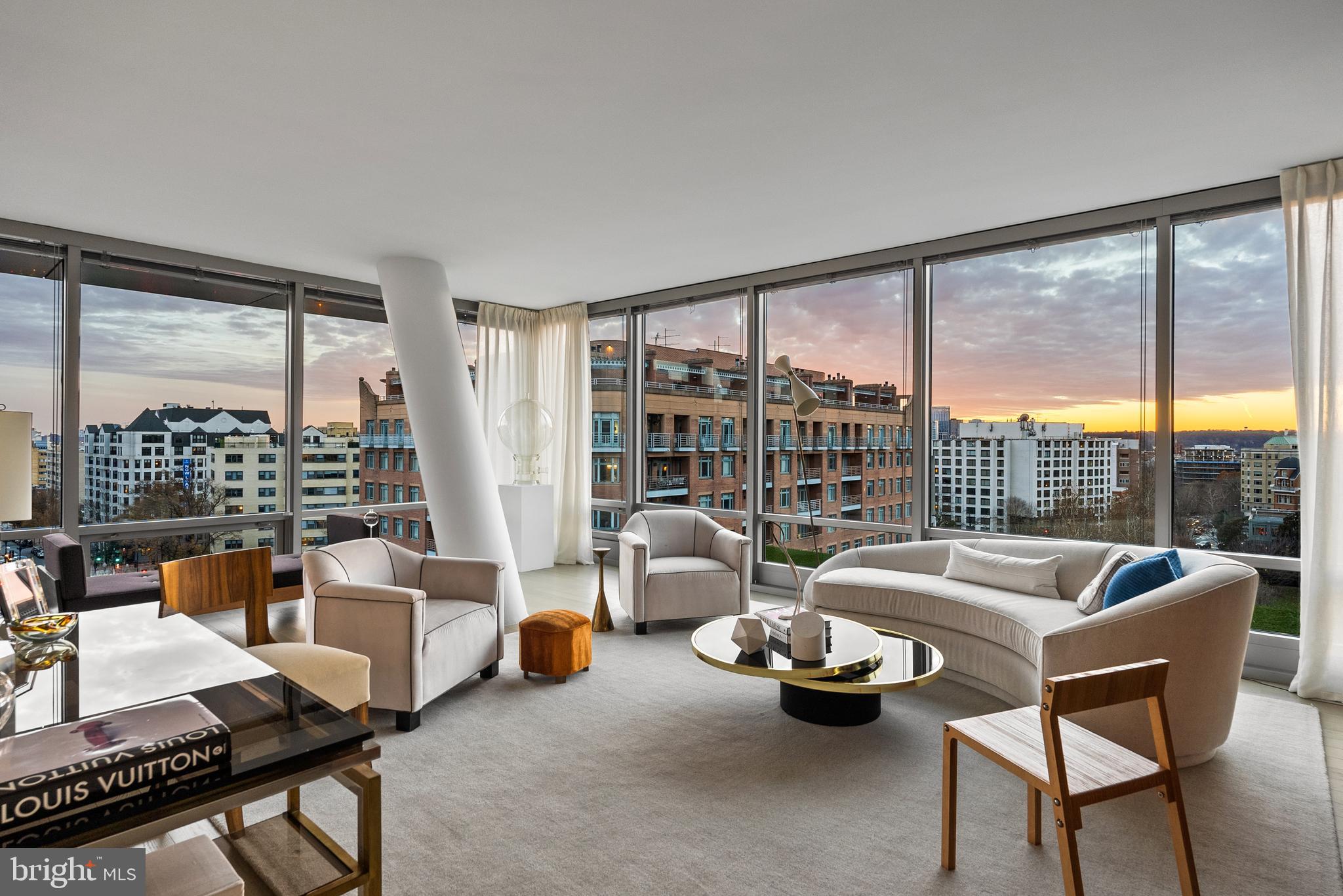 WEST END - Residential