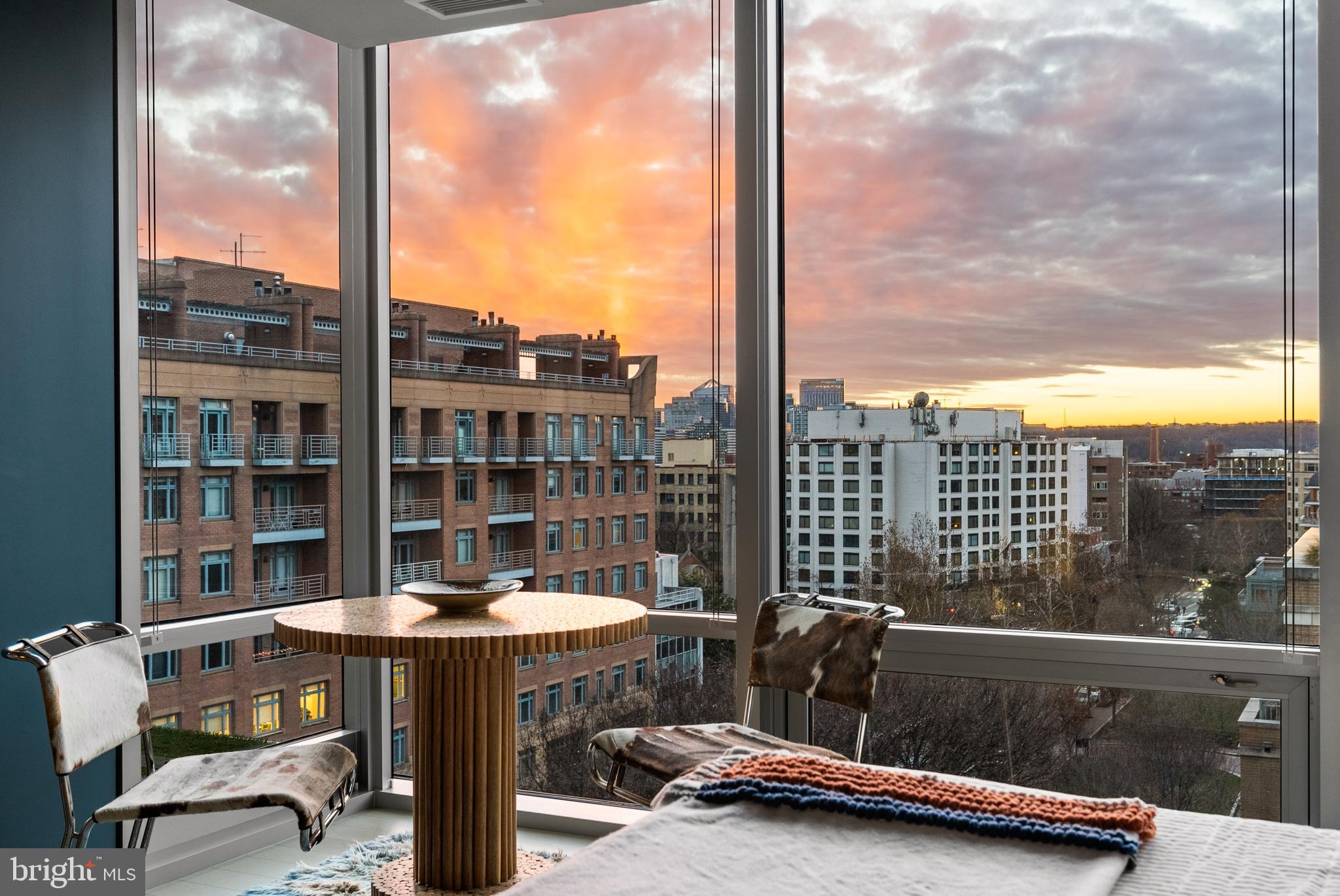 WEST END - Residential