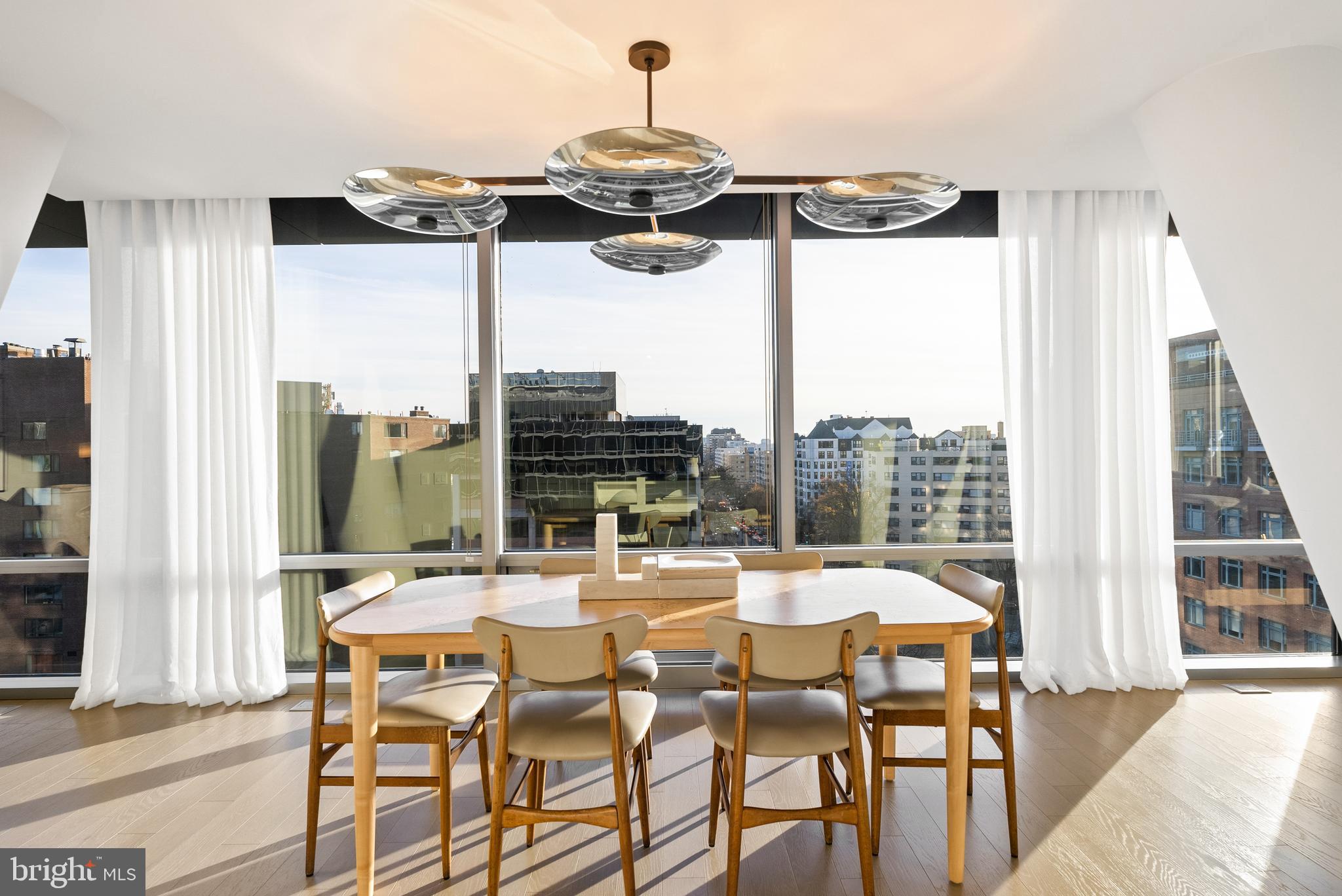 WEST END - Residential