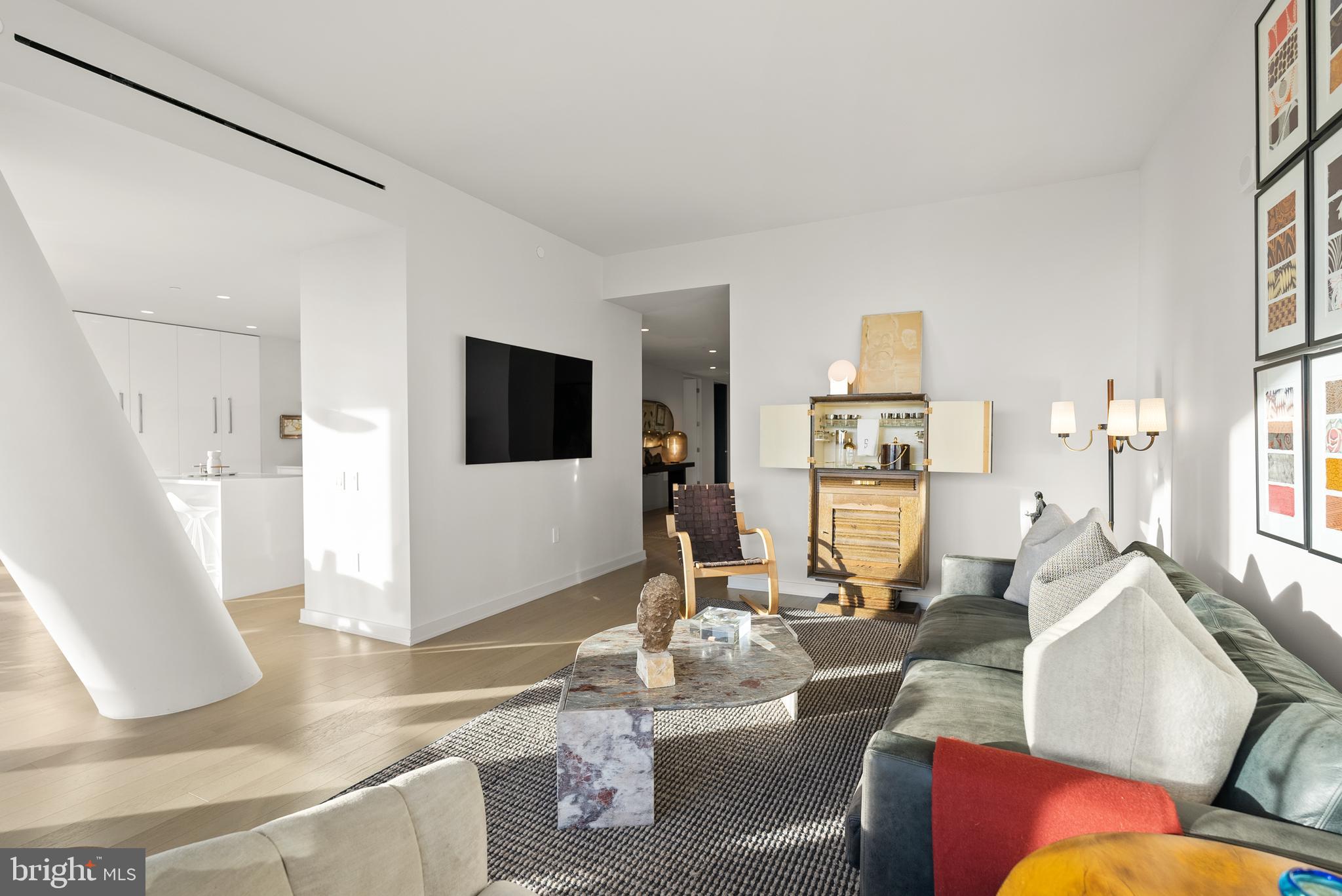 WEST END - Residential