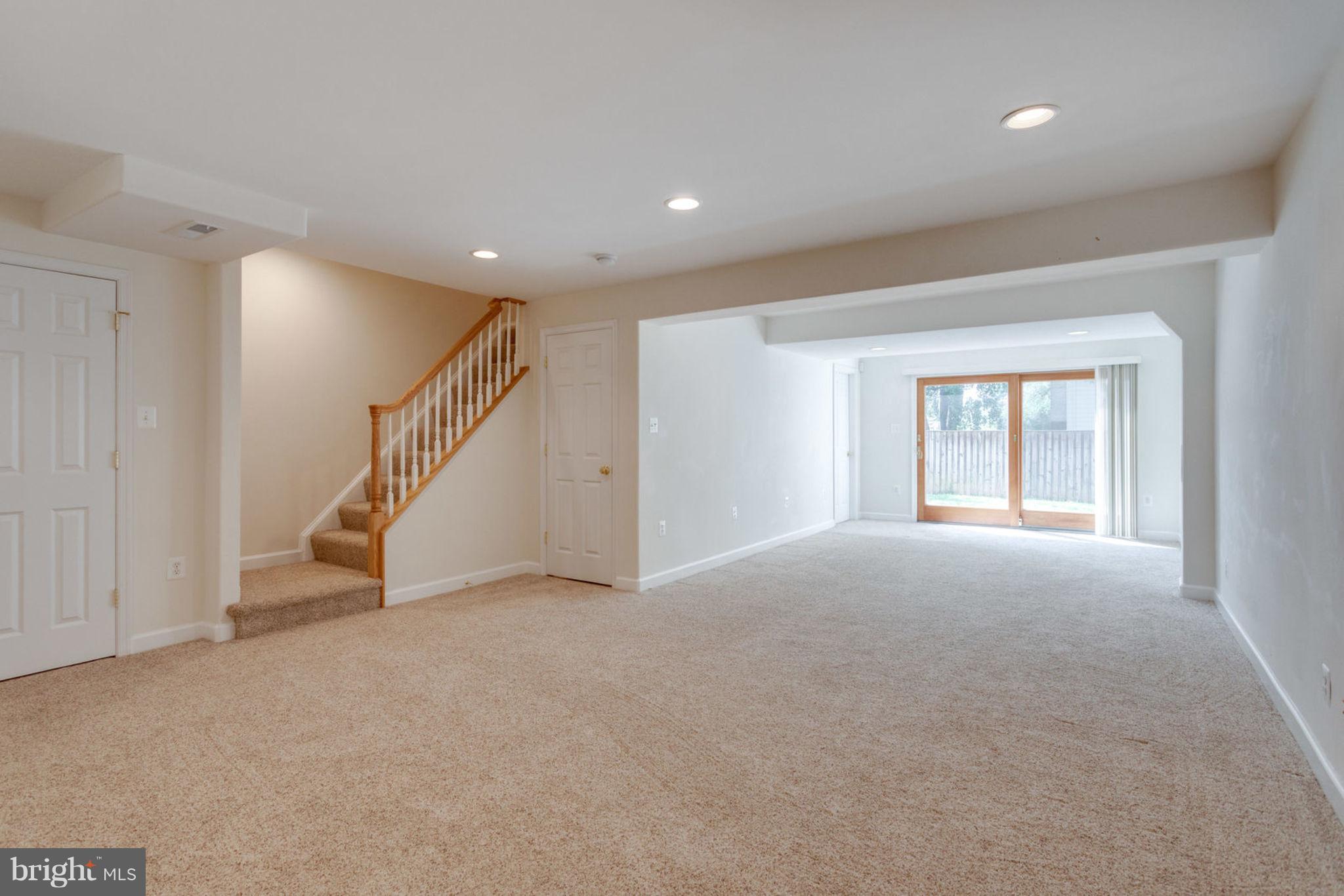 WATERFORD - Residential Lease