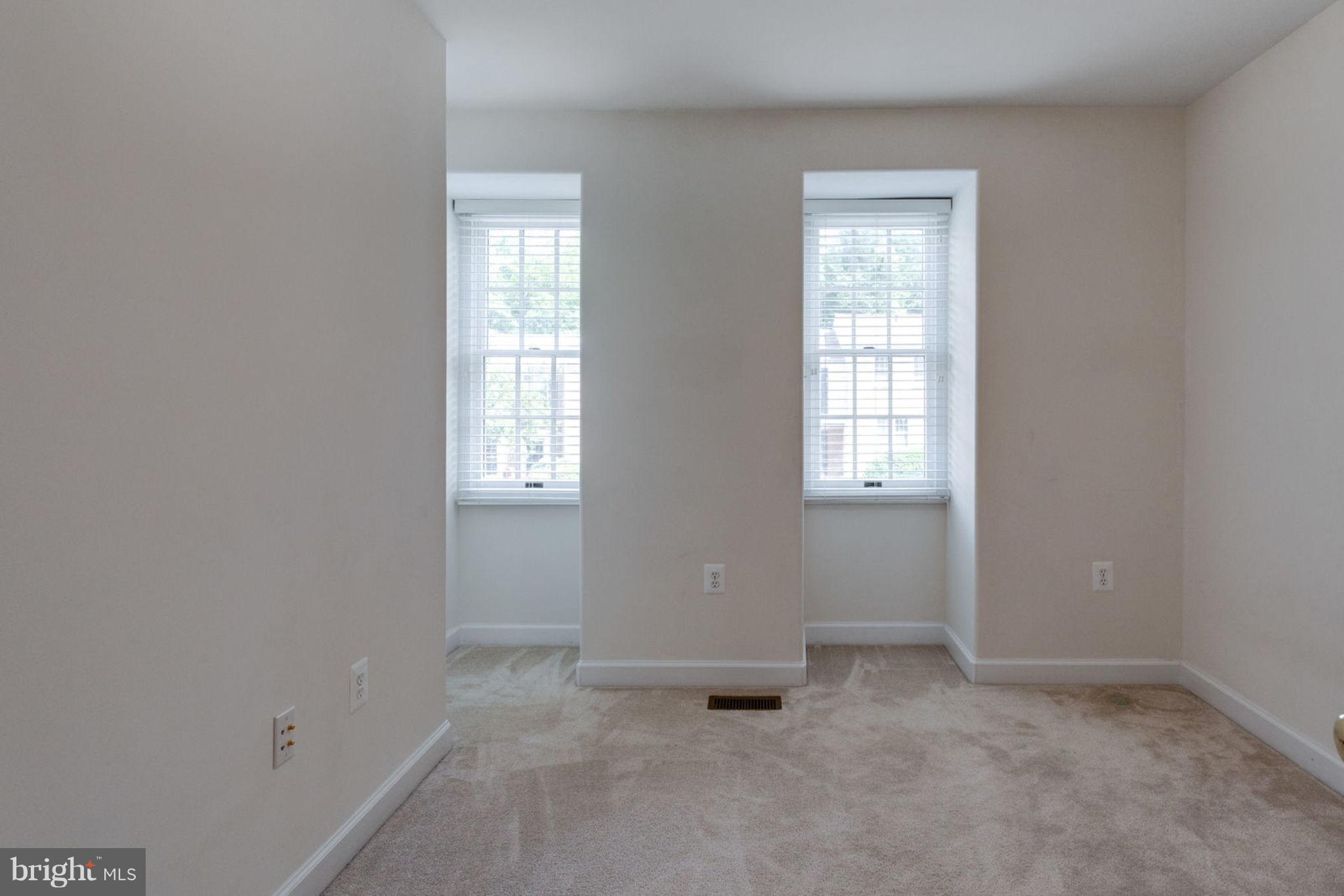 WATERFORD - Residential Lease