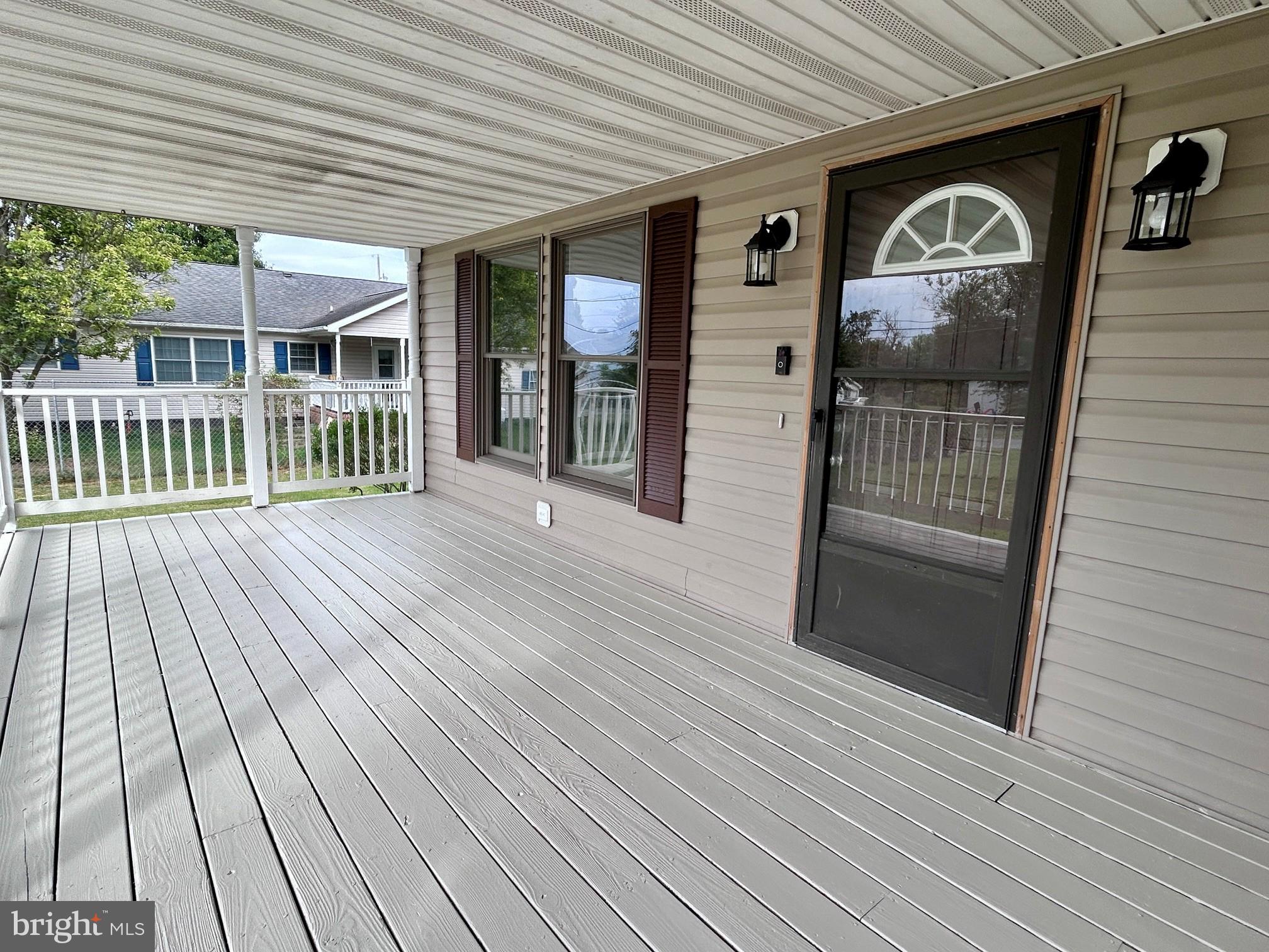 505 N WESTERN AVENUE