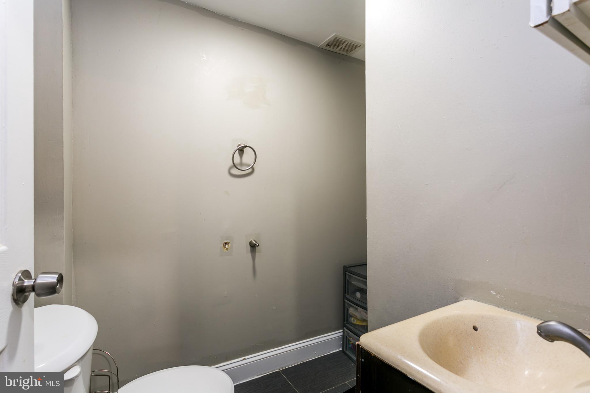 STATION NORTH ARTS DISTRICT - Residential Income