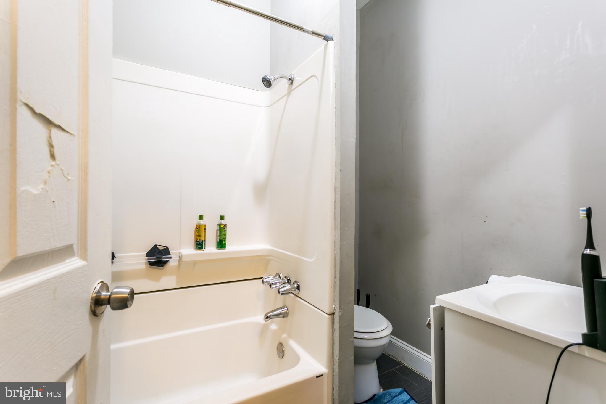 STATION NORTH ARTS DISTRICT - Residential Income