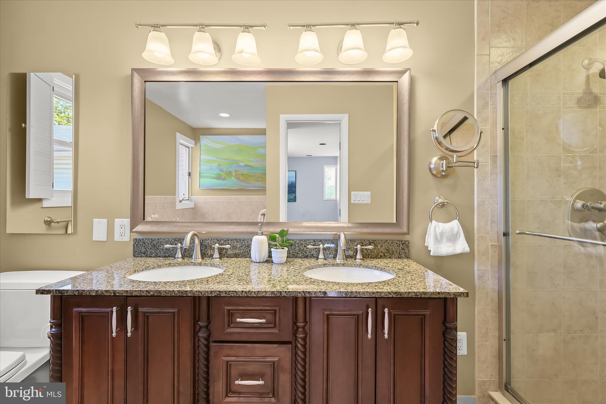 LONG MEADOW ESTATES - Residential