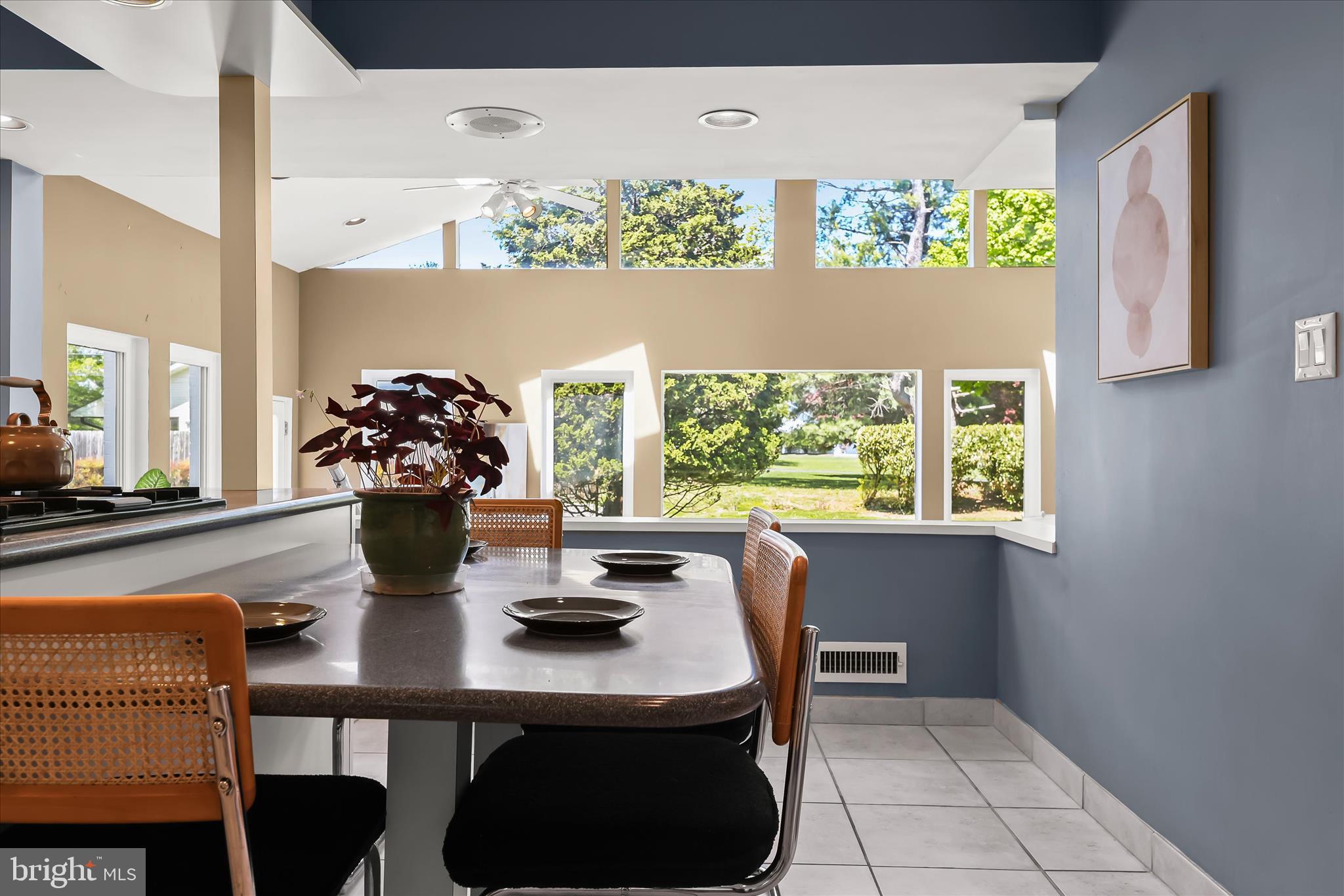 LONG MEADOW ESTATES - Residential