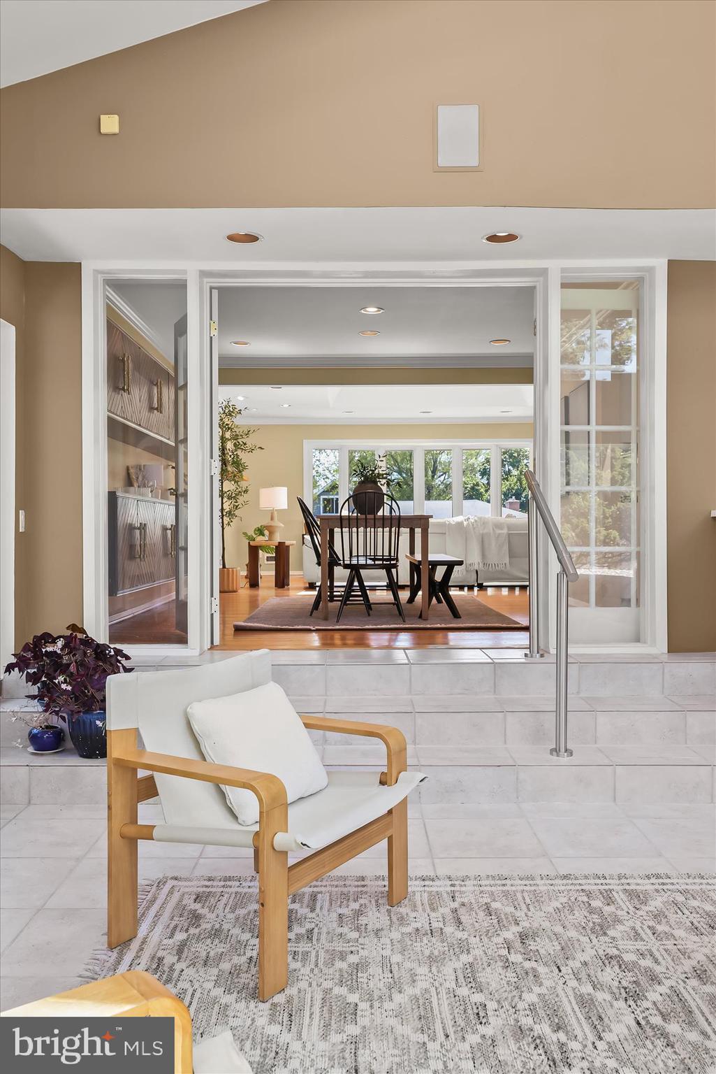 LONG MEADOW ESTATES - Residential