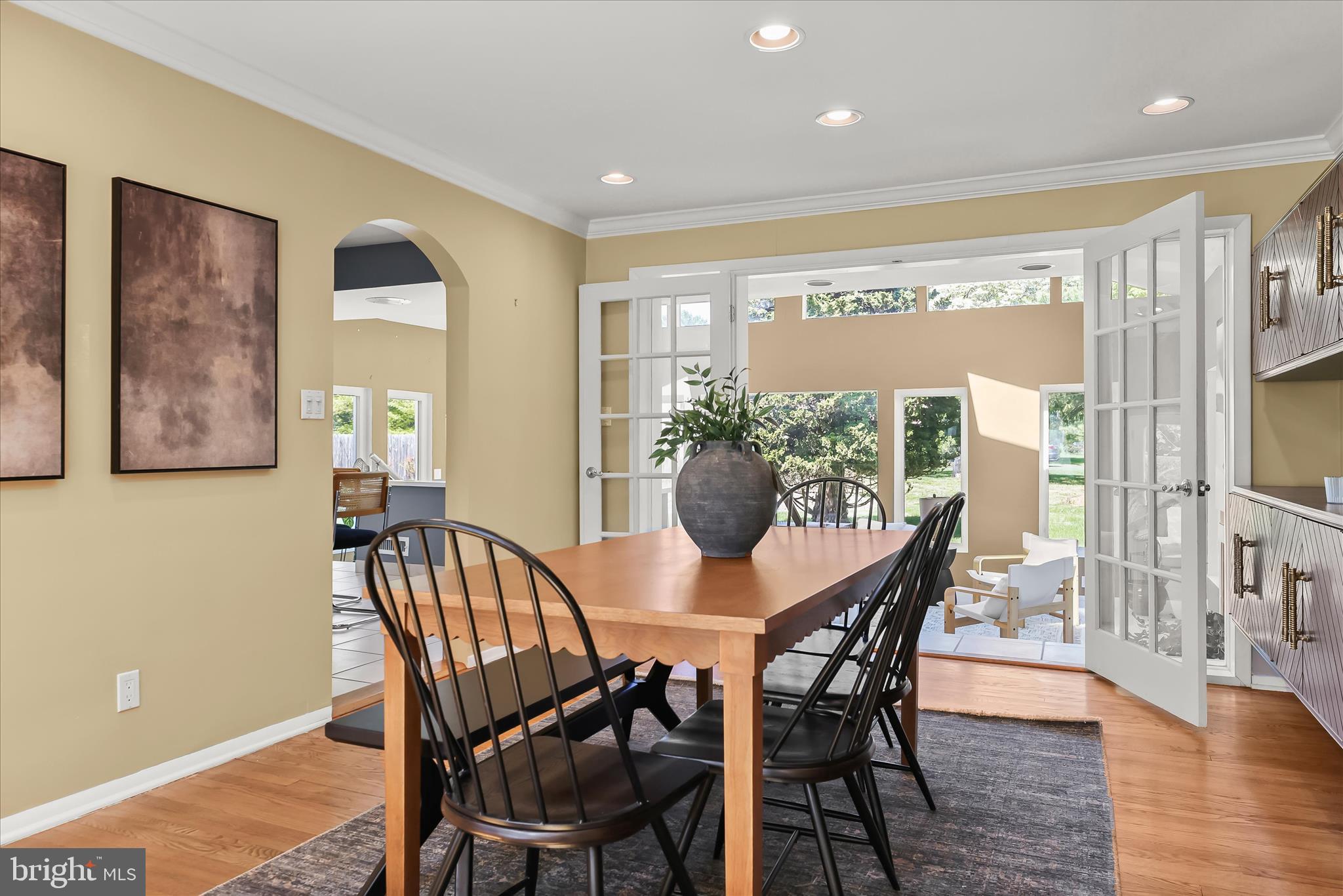 LONG MEADOW ESTATES - Residential