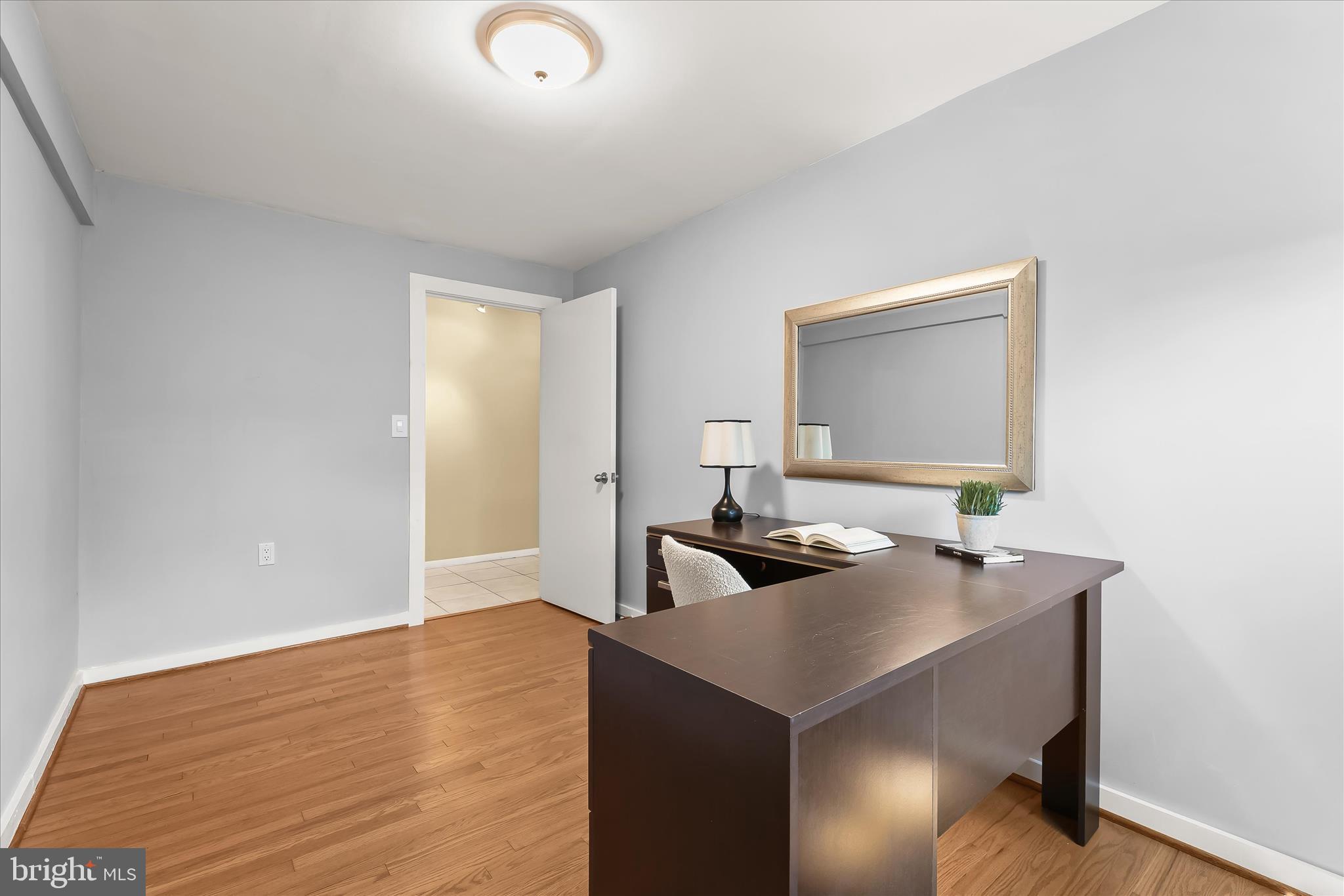 LONG MEADOW ESTATES - Residential