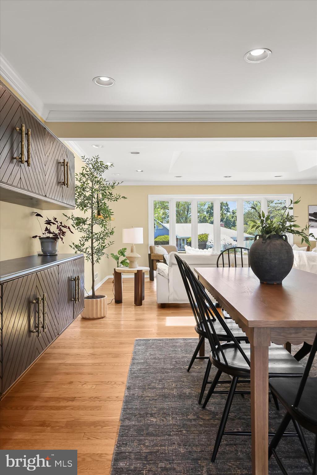 LONG MEADOW ESTATES - Residential