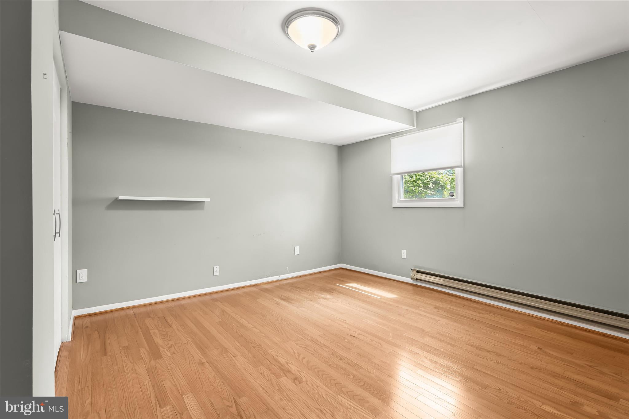 LONG MEADOW ESTATES - Residential