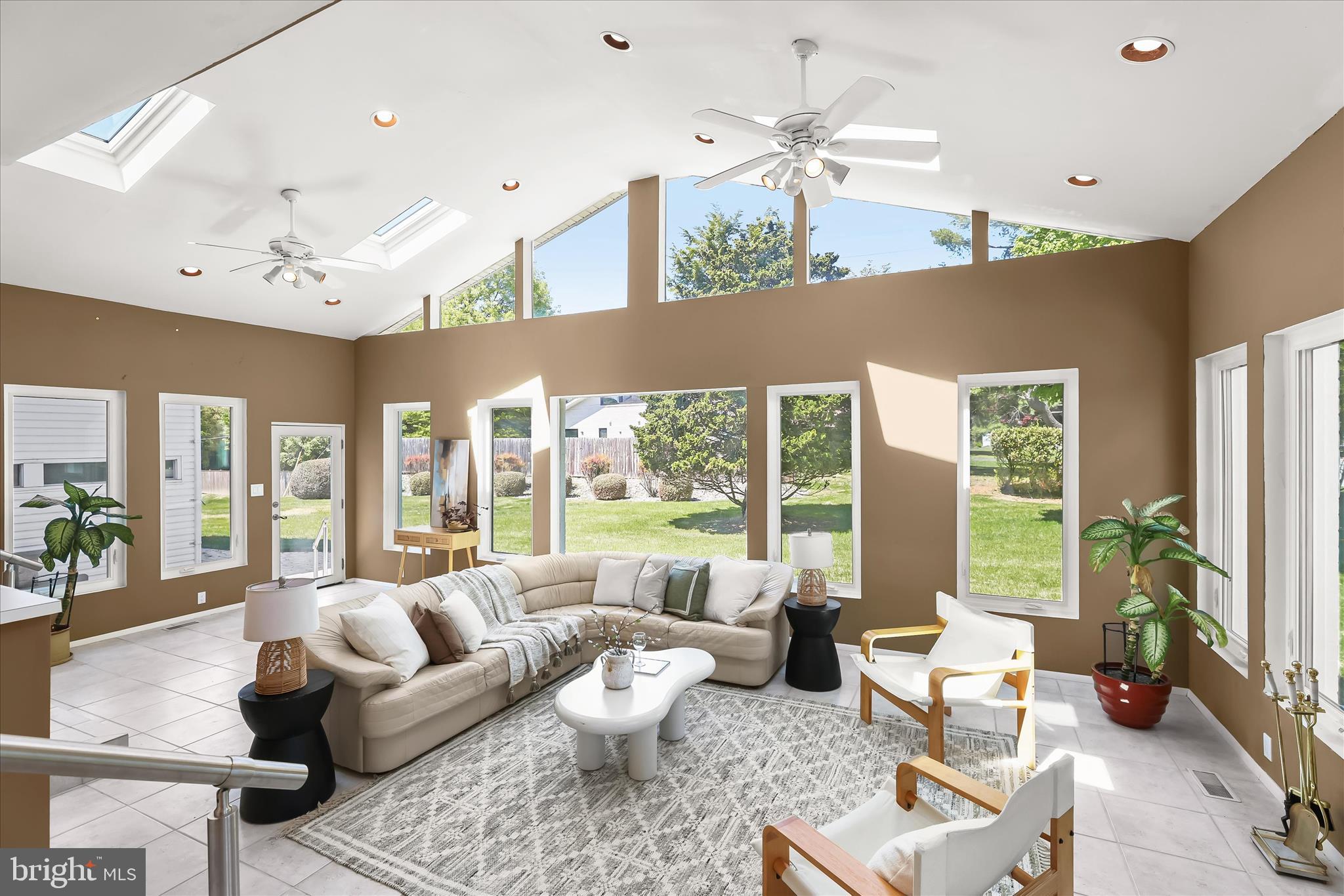 LONG MEADOW ESTATES - Residential