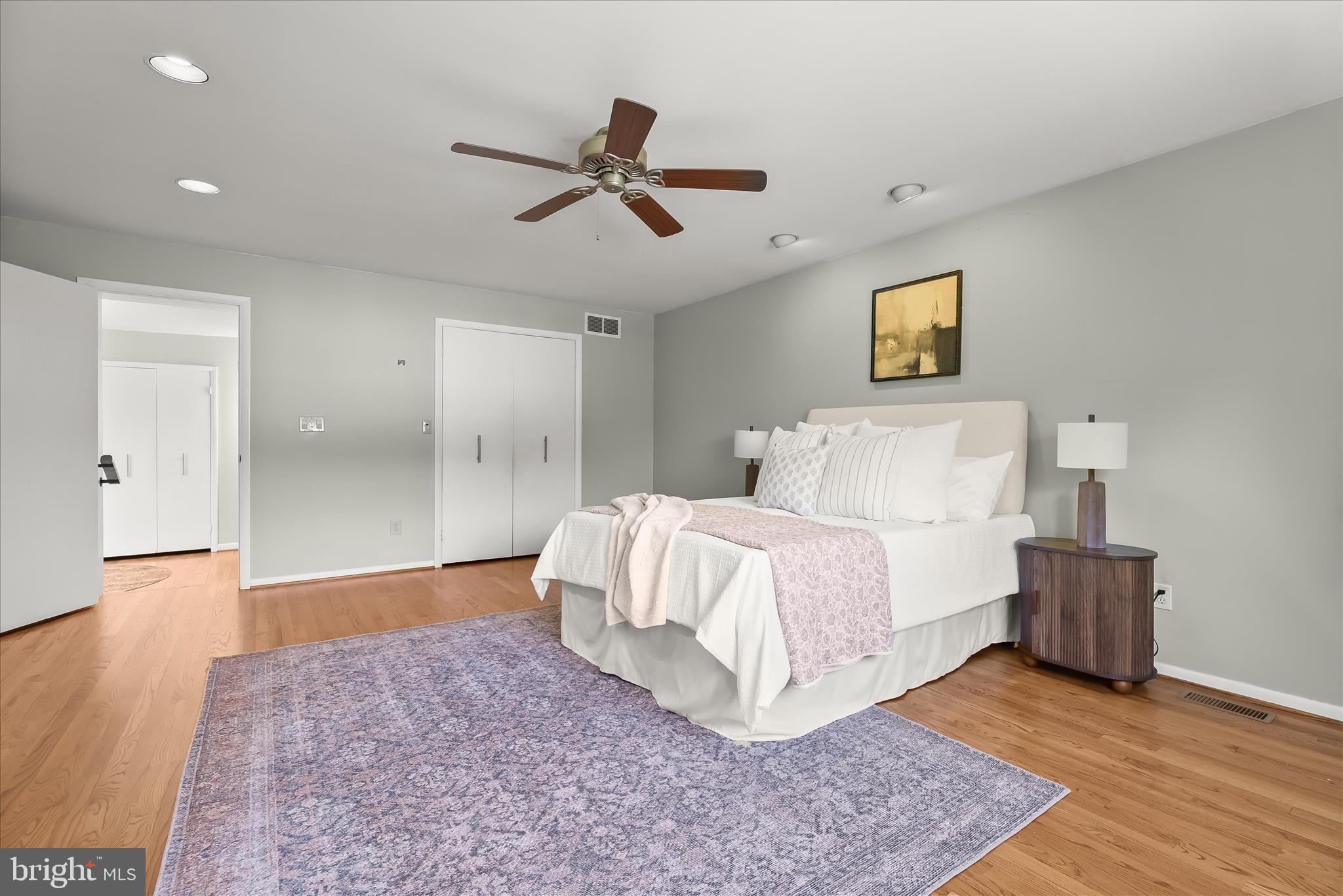 LONG MEADOW ESTATES - Residential