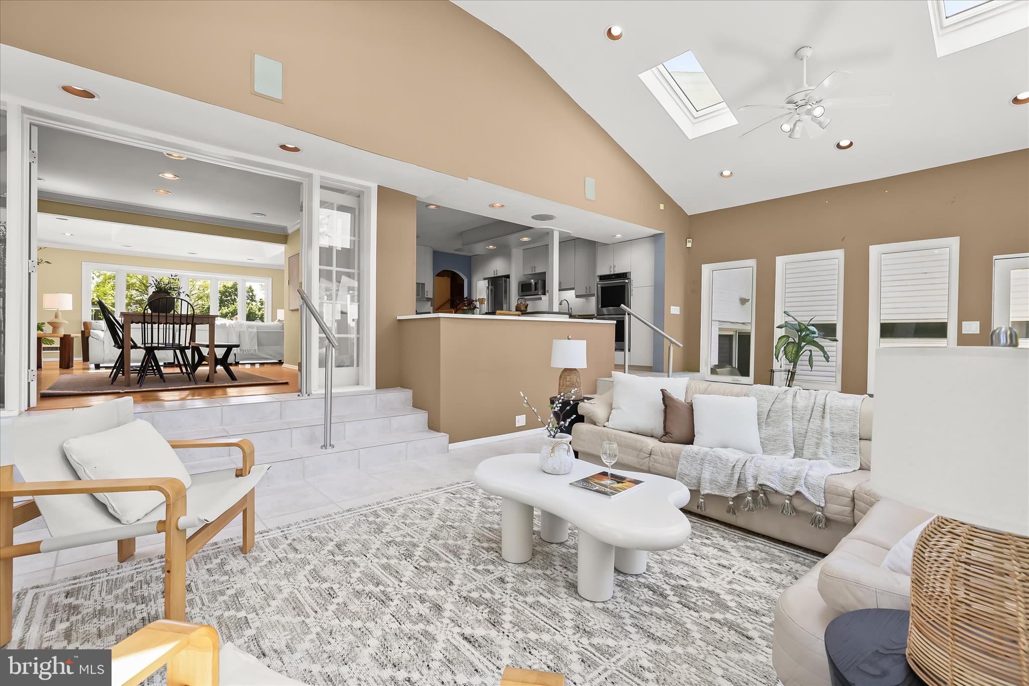 LONG MEADOW ESTATES - Residential