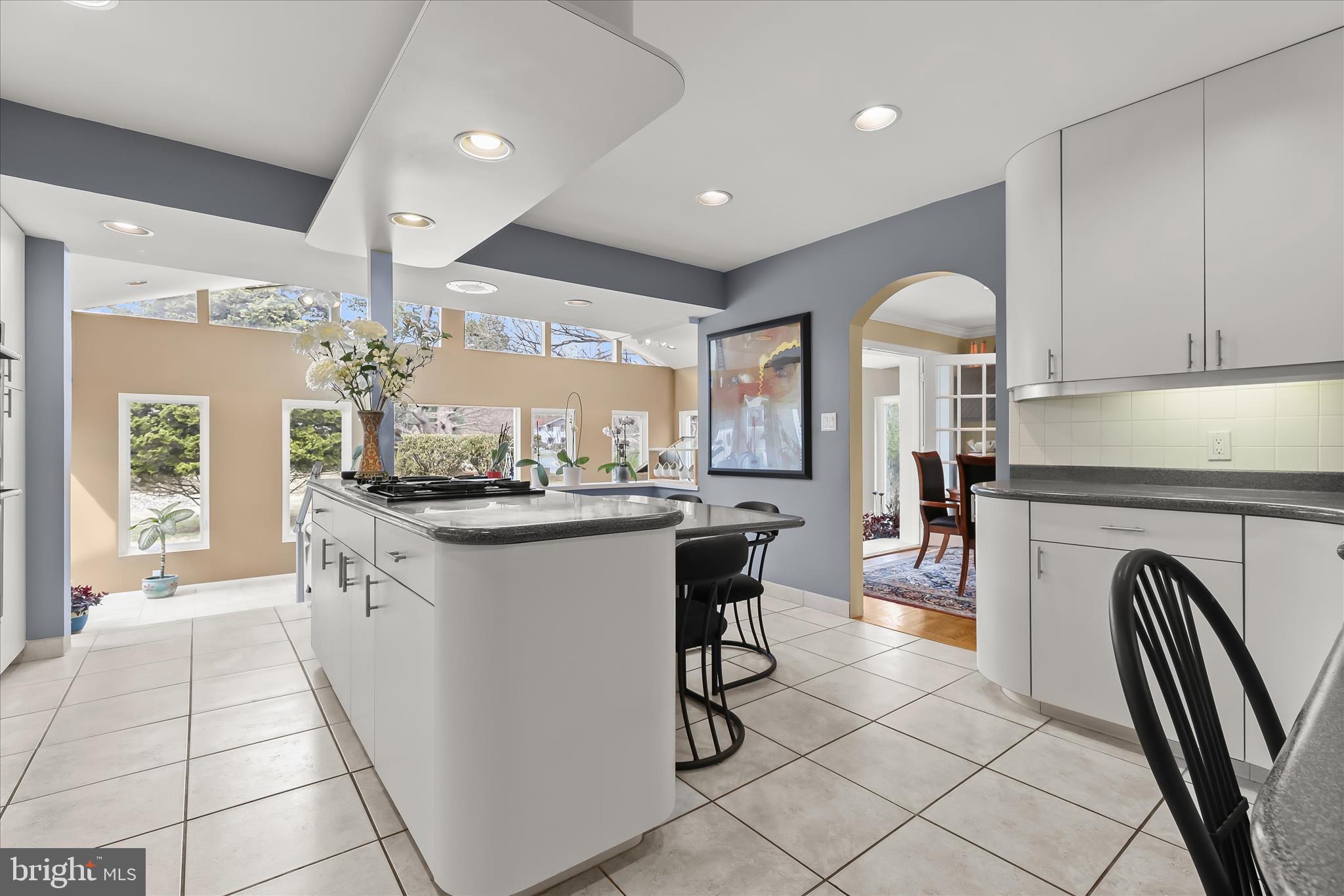 LONG MEADOW ESTATES - Residential