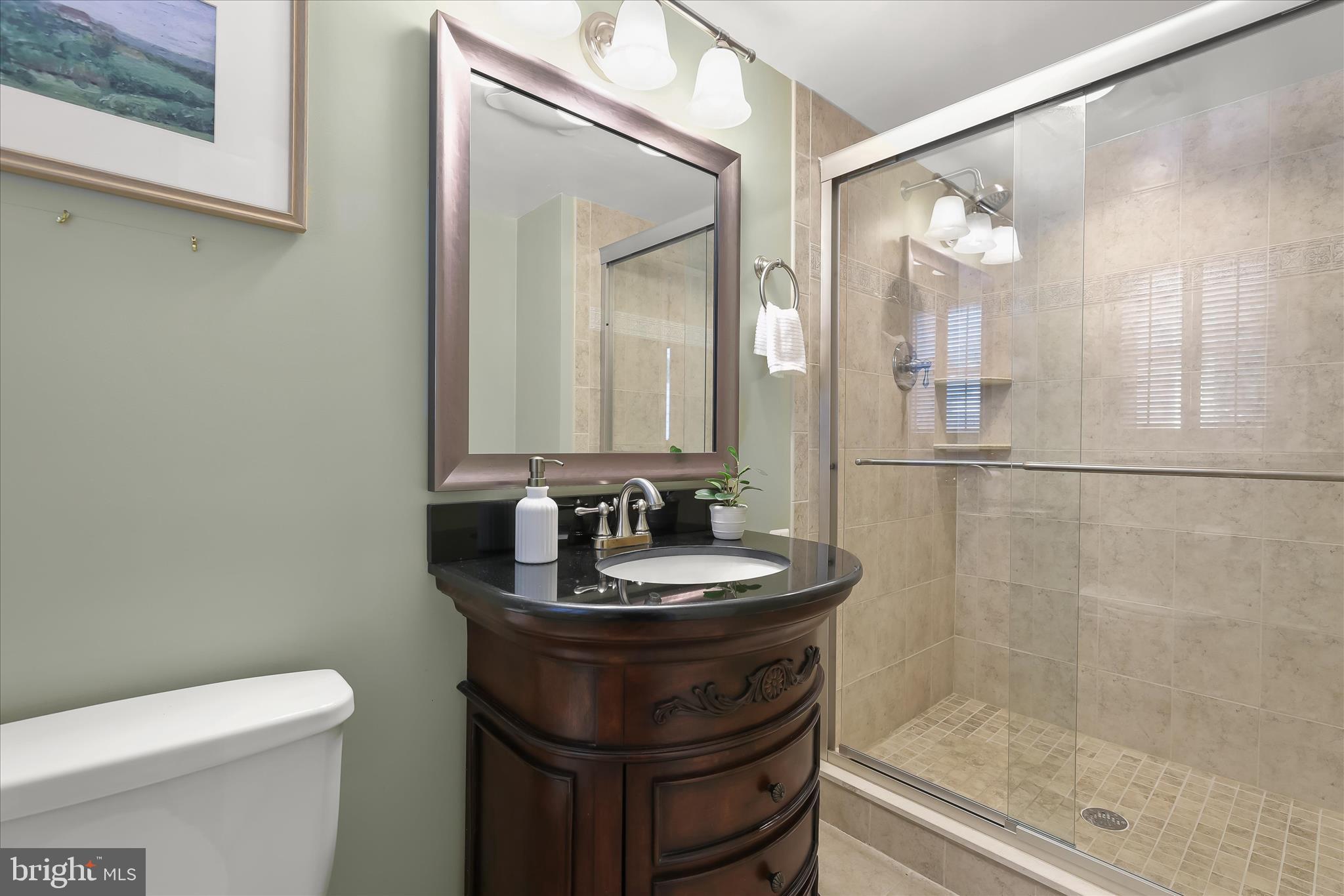 LONG MEADOW ESTATES - Residential