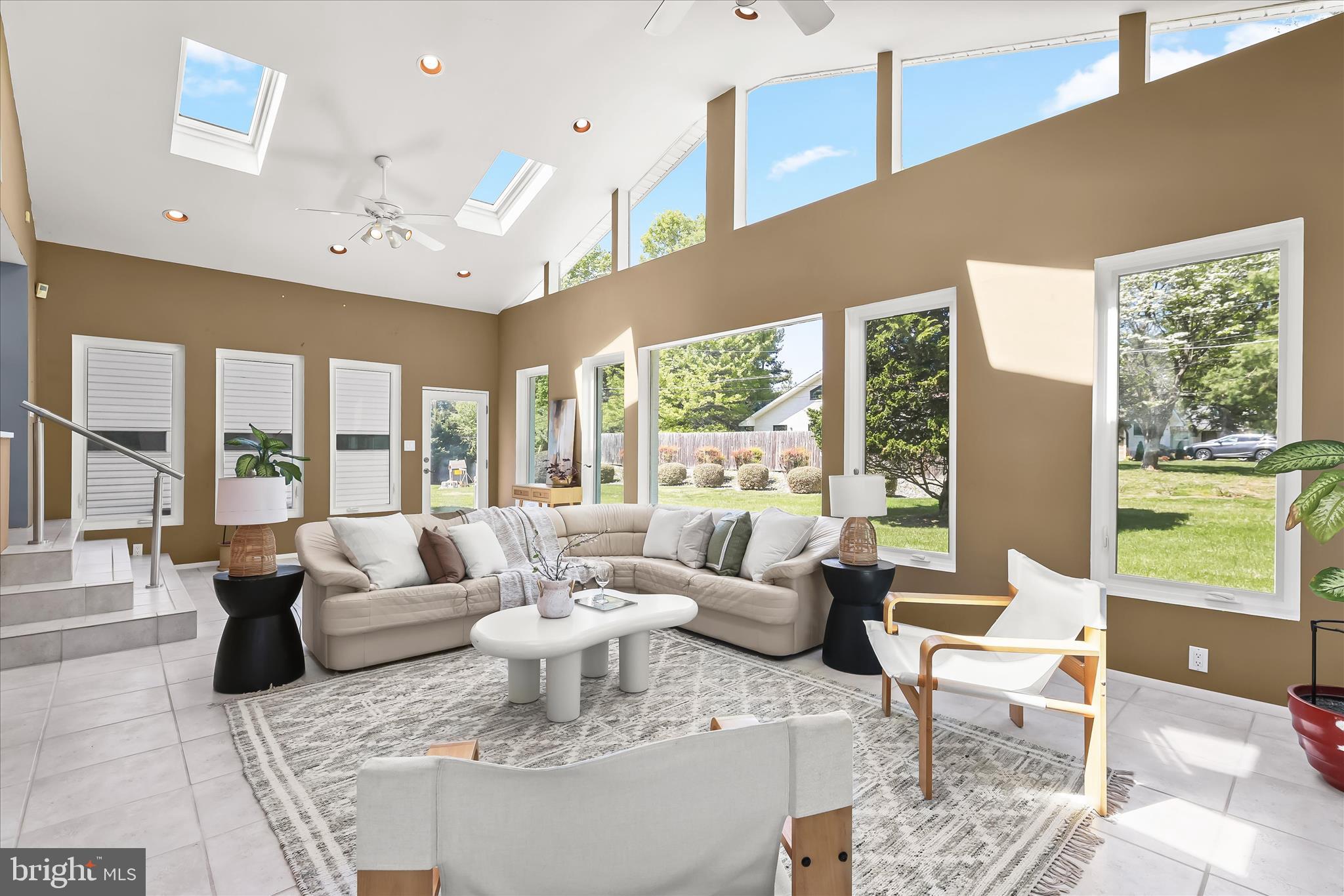 LONG MEADOW ESTATES - Residential