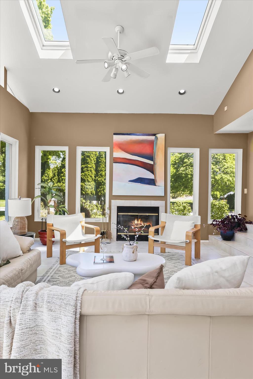 LONG MEADOW ESTATES - Residential