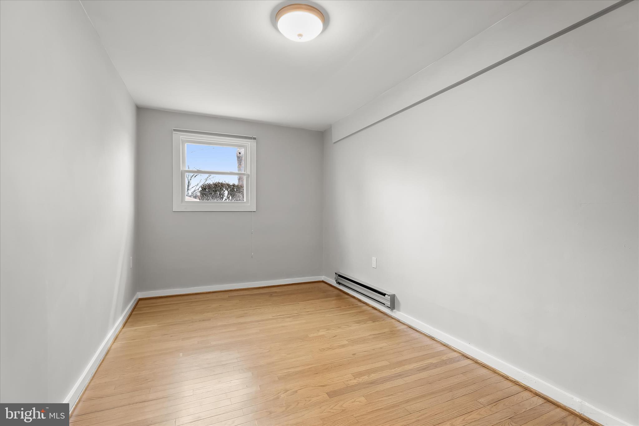 LONG MEADOW ESTATES - Residential