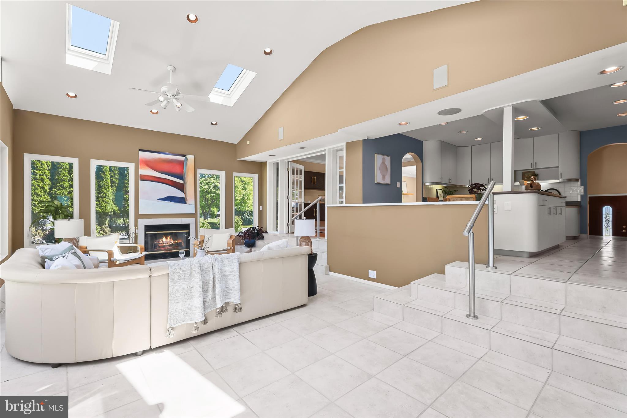 LONG MEADOW ESTATES - Residential