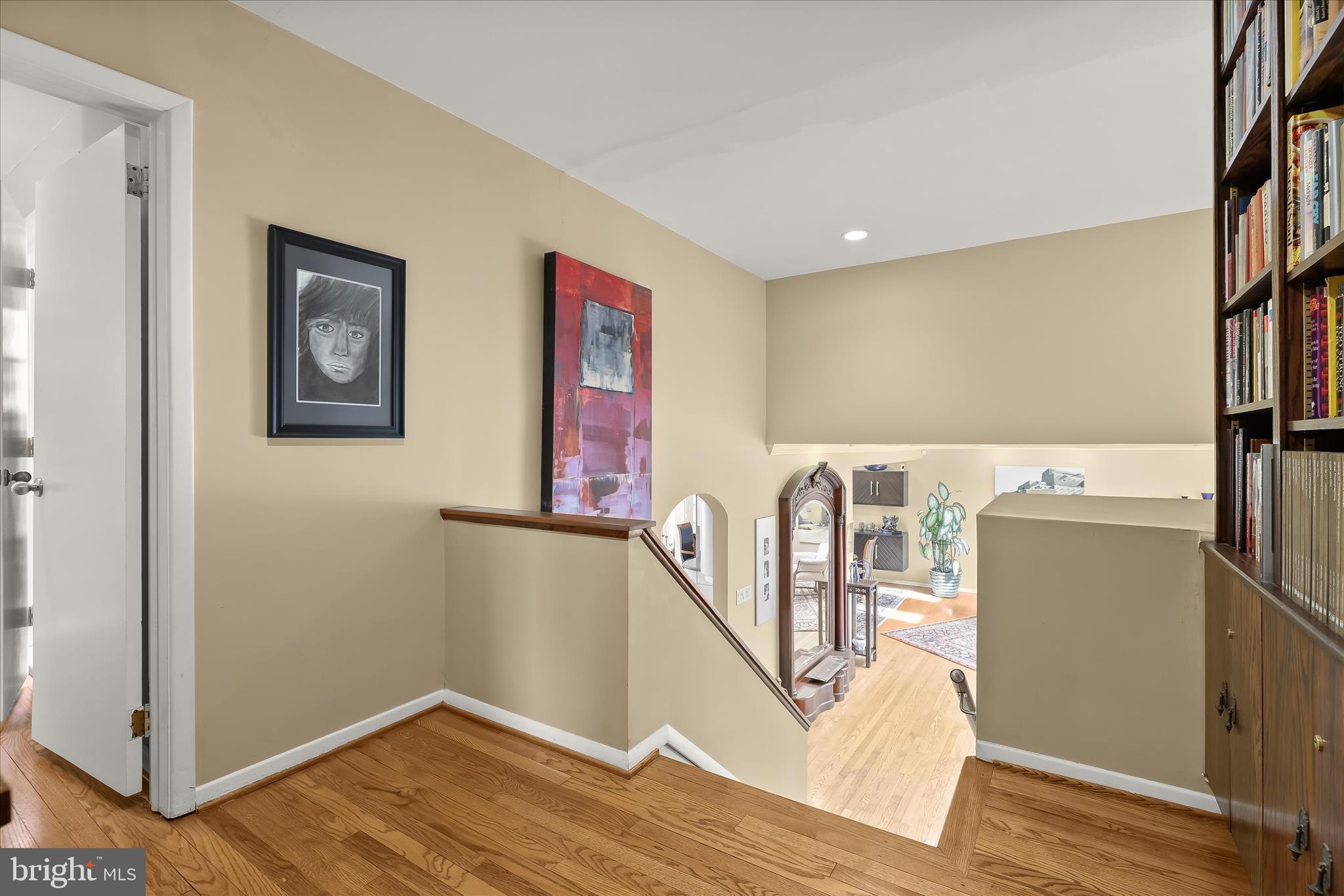 LONG MEADOW ESTATES - Residential