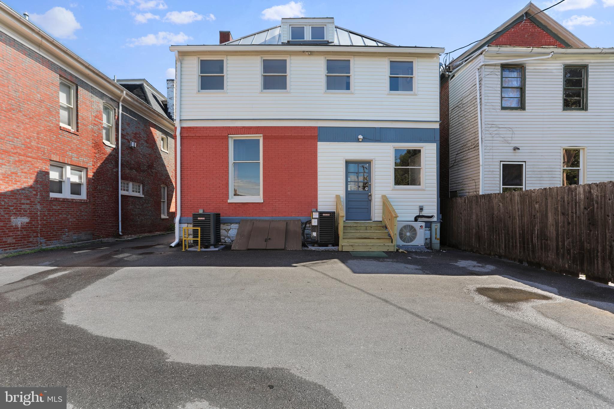 CITY OF MARTINSBURG - Commercial Lease