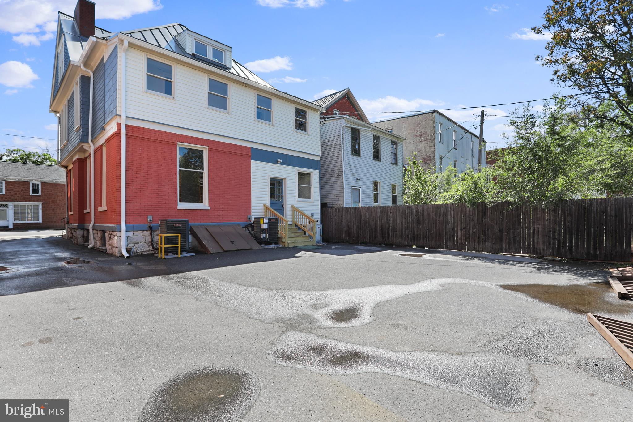 CITY OF MARTINSBURG - Commercial Lease