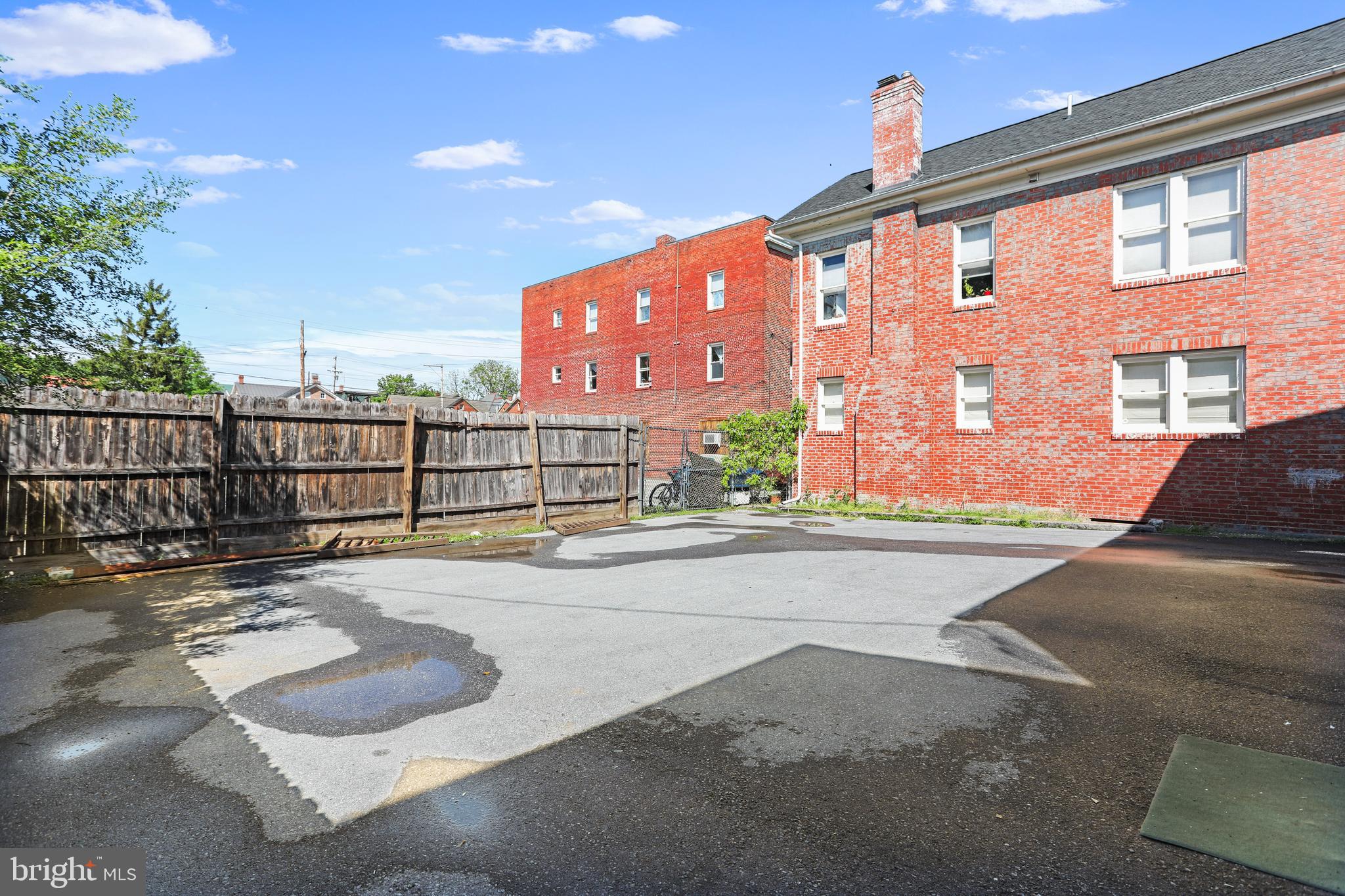 CITY OF MARTINSBURG - Commercial Lease