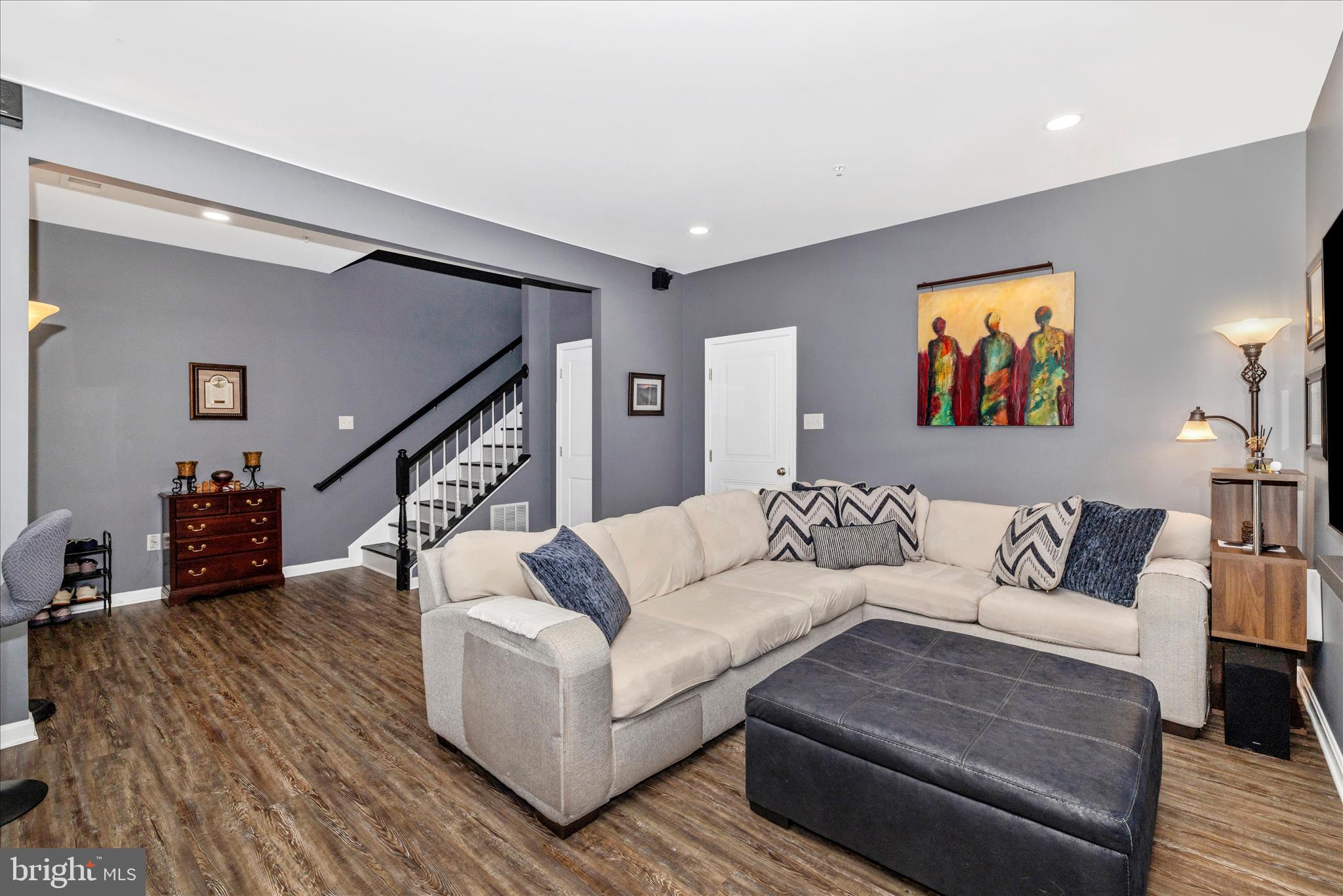 WESTVIEW SOUTH - Residential