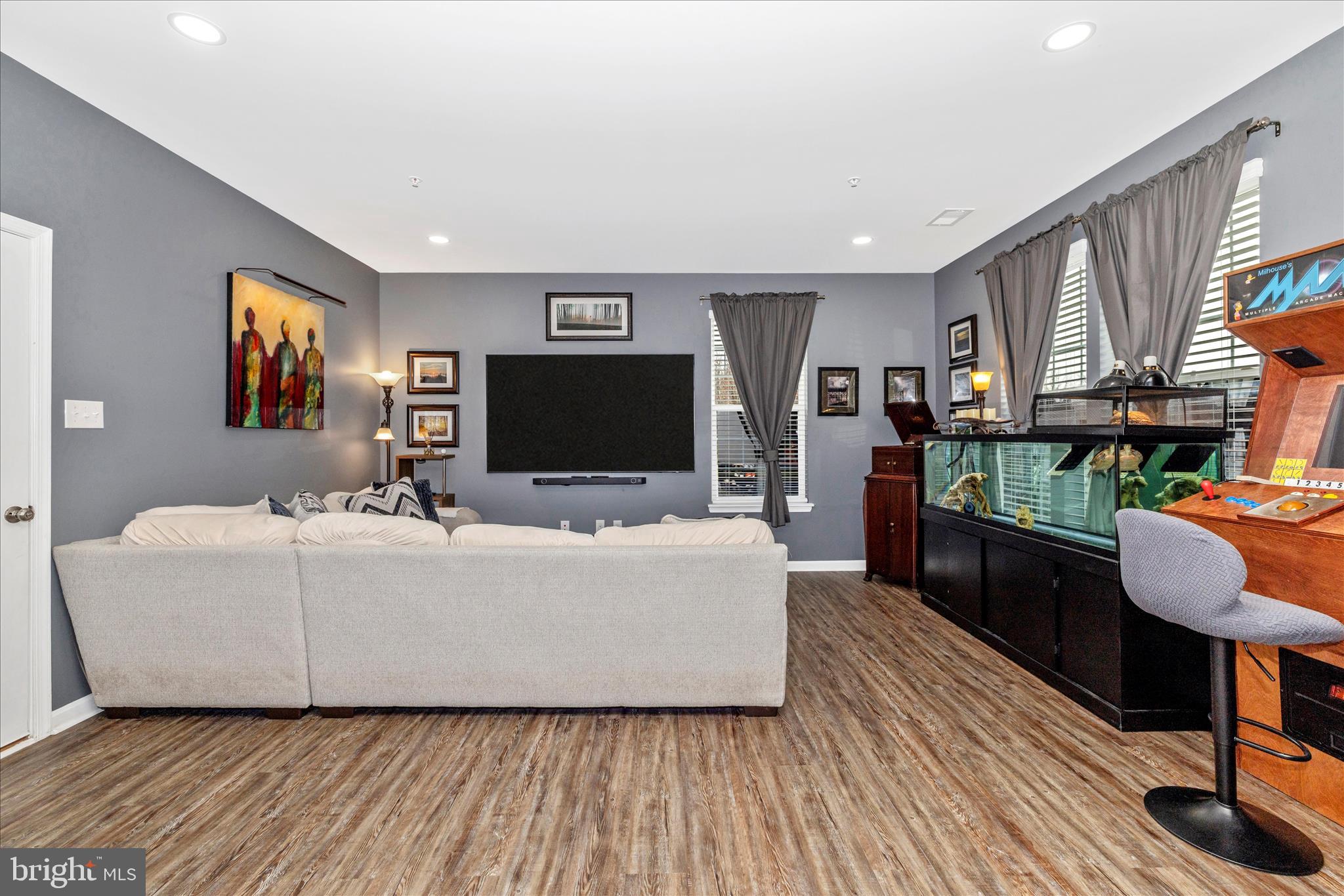 WESTVIEW SOUTH - Residential