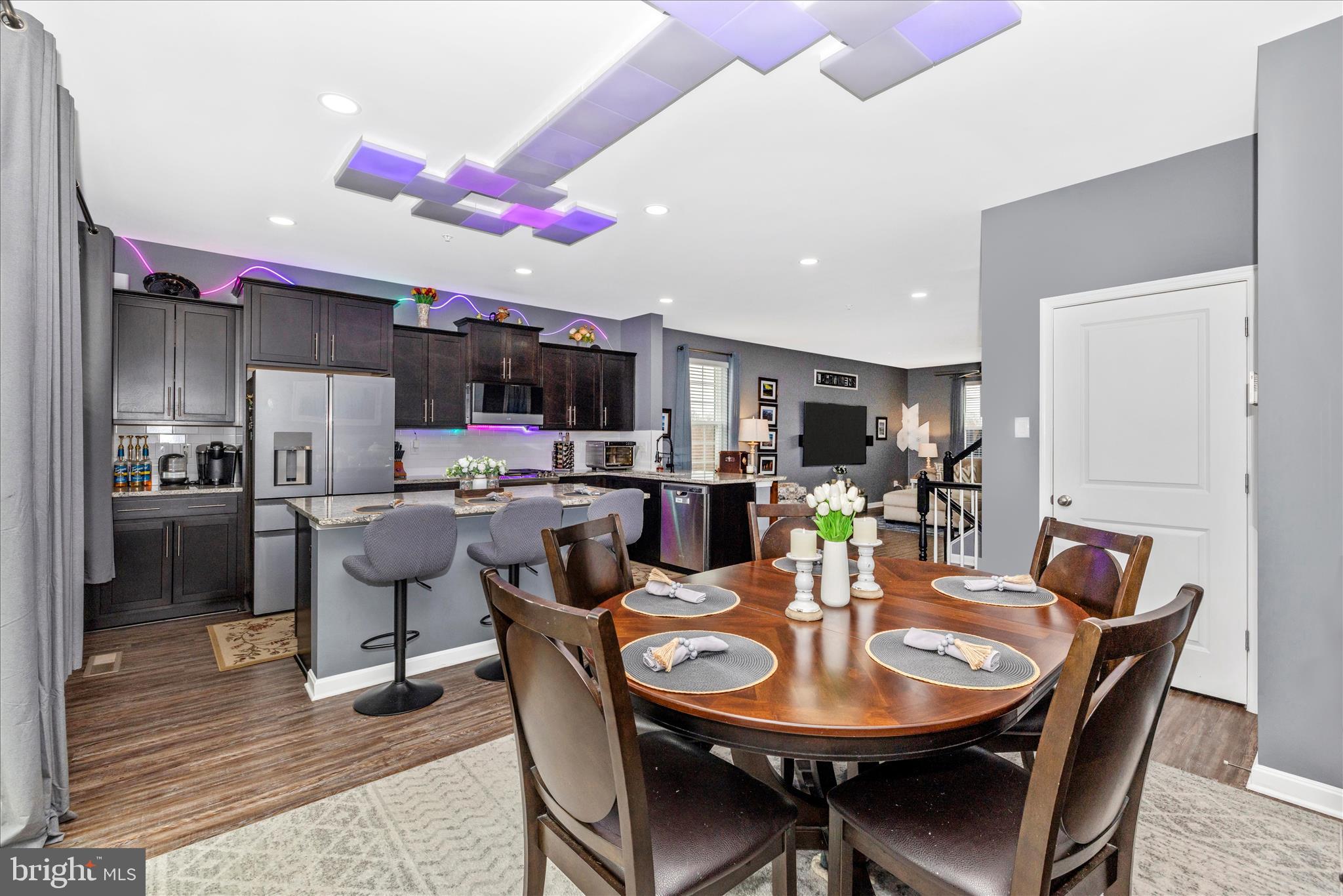 WESTVIEW SOUTH - Residential