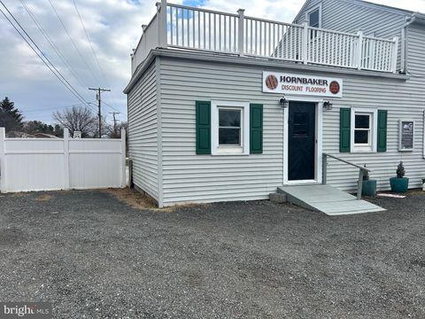 Photo of 310 Buckmarsh St St N, BERRYVILLE, VA 22611 (MLS # VACL2006288)