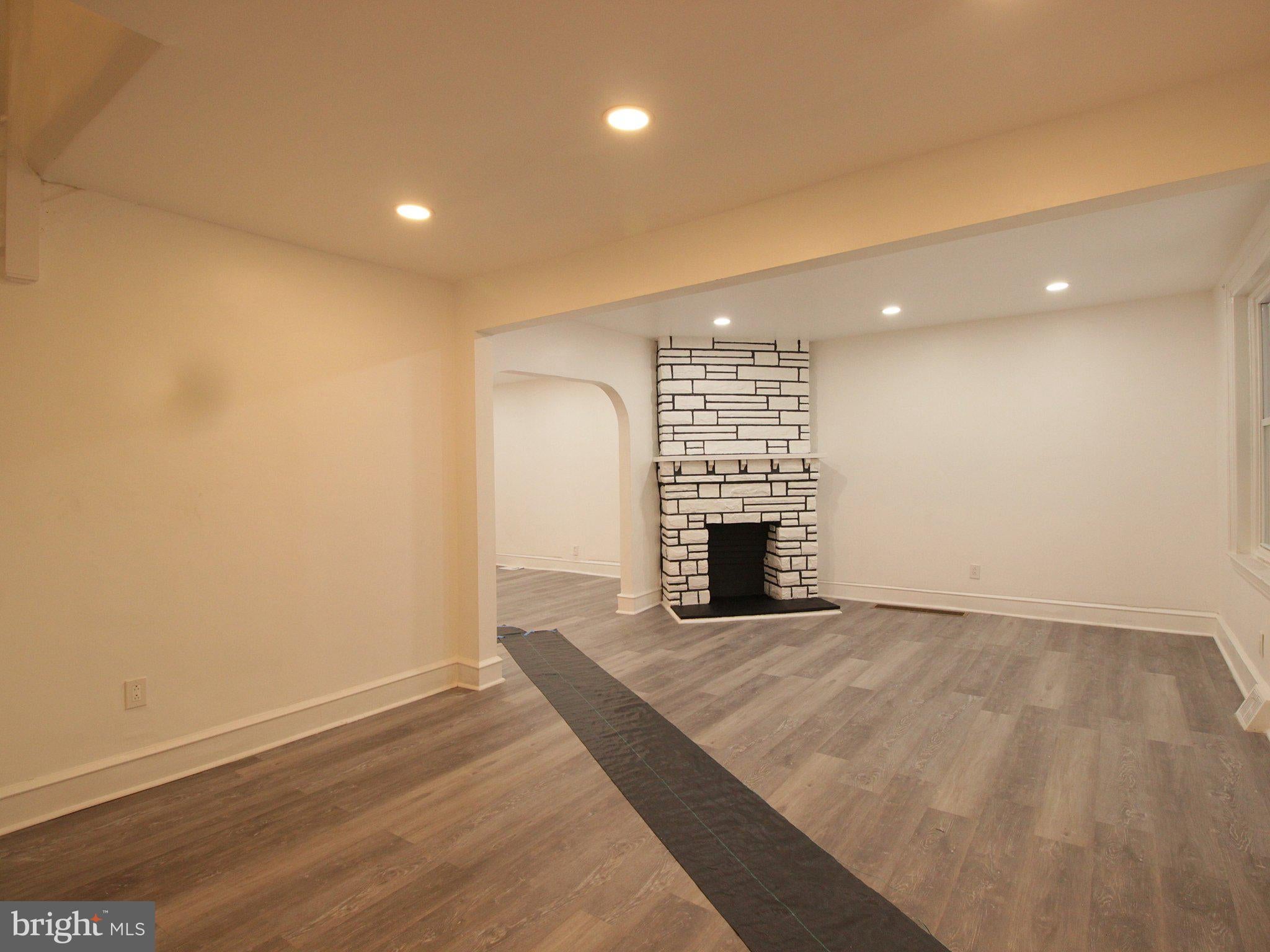 618 POST ROAD