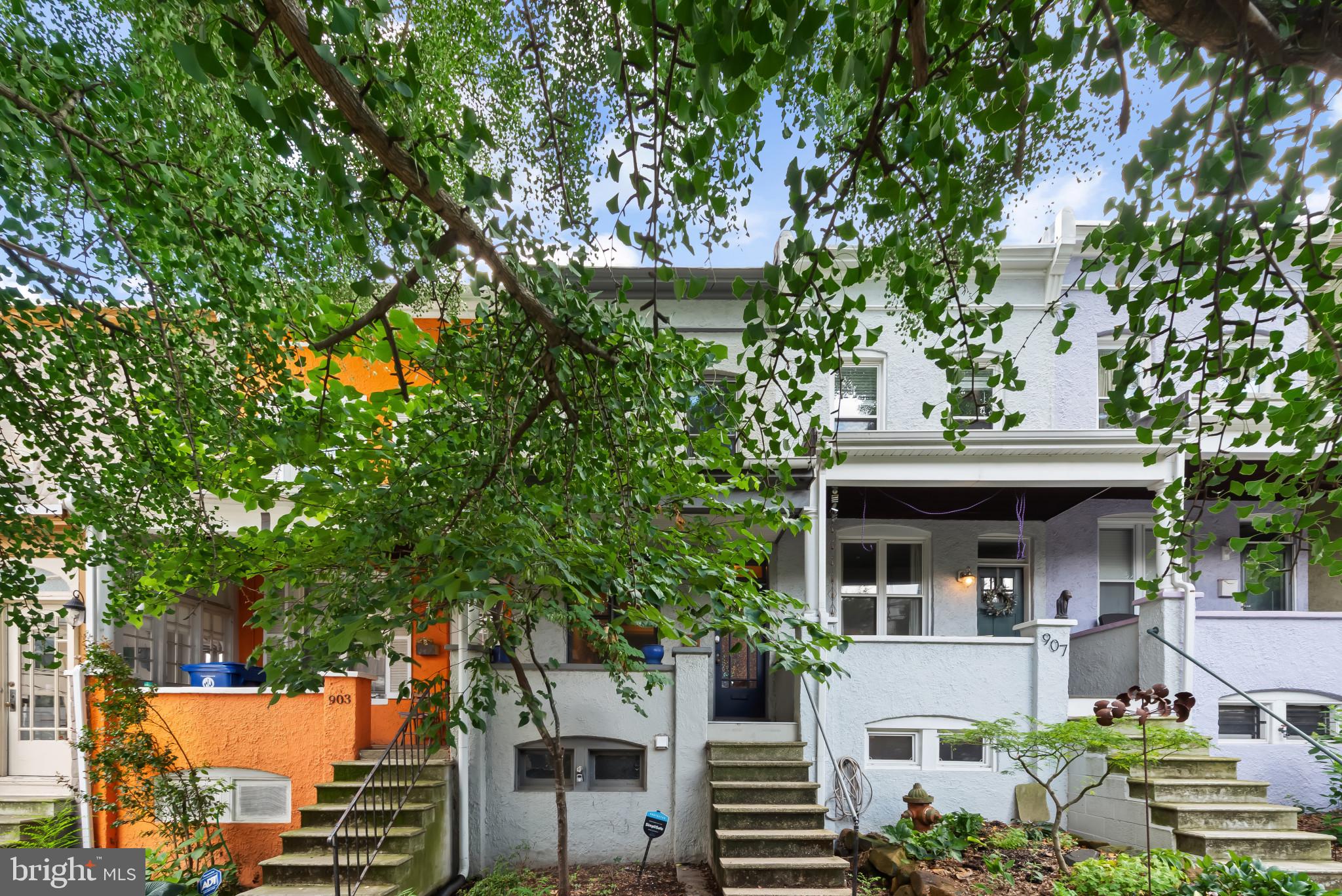 905 W 38TH STREET