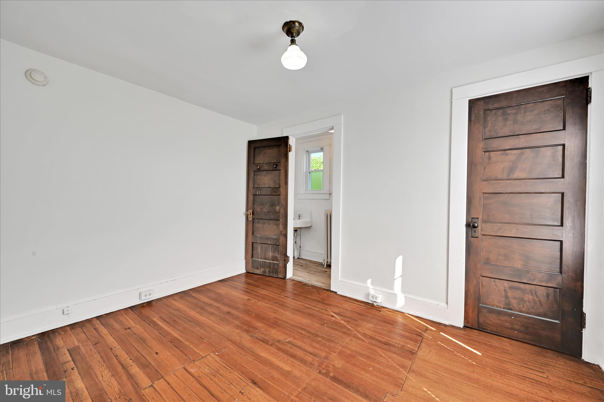 LANCASTER NORTHEAST - Residential Income