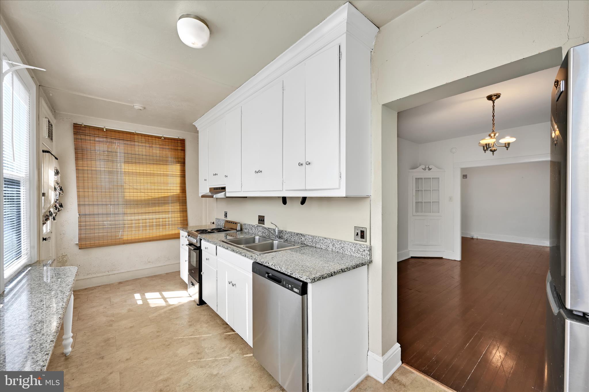 LANCASTER NORTHEAST - Residential Income