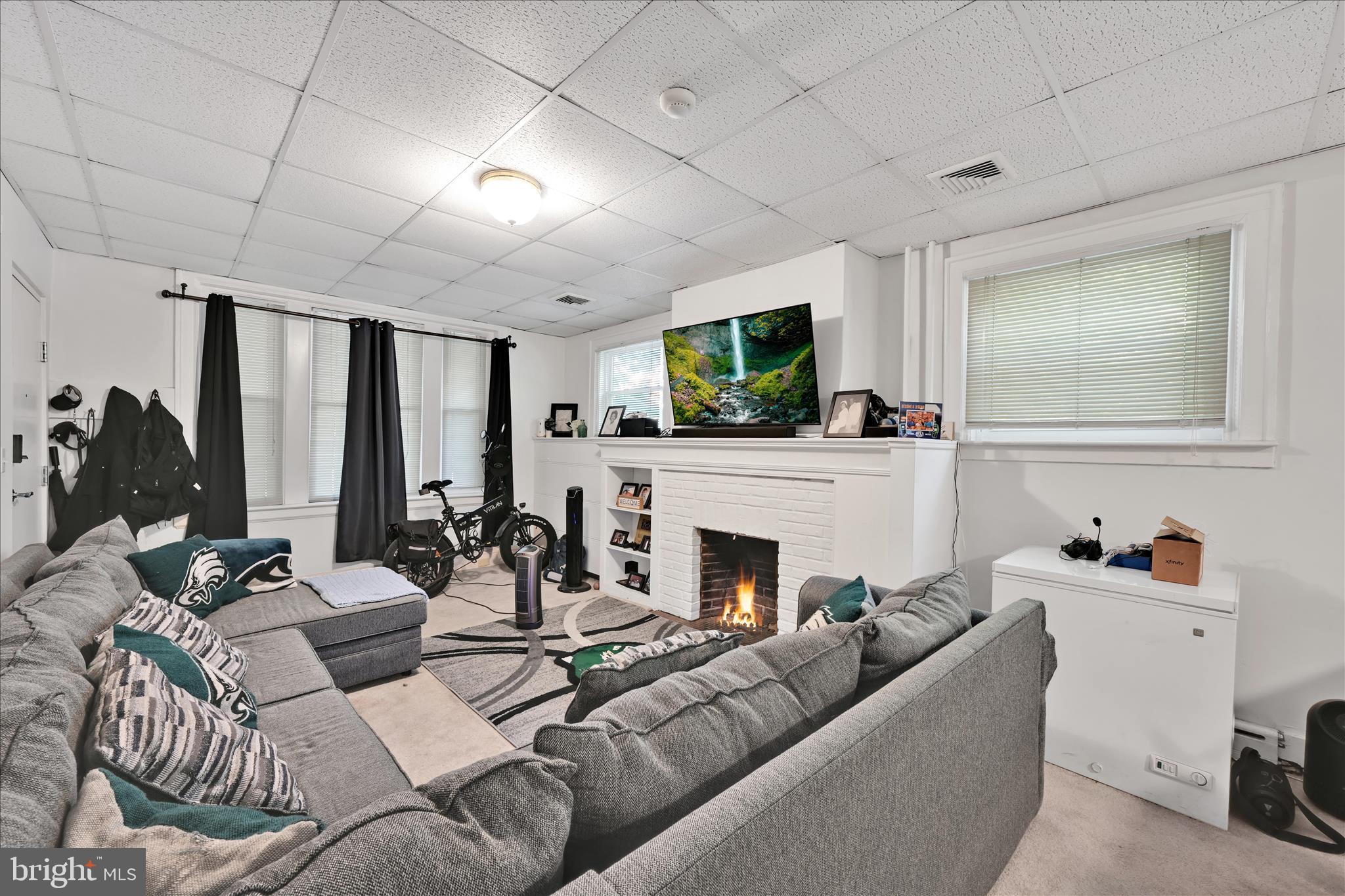 LANCASTER NORTHEAST - Residential Income